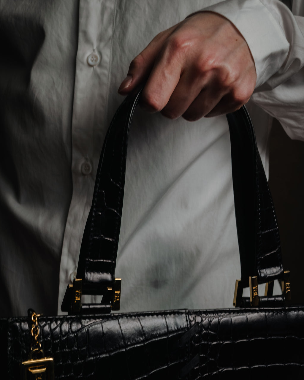 "YVES SAINT LAURENT" 90’s crocodile embossed lace up handbag