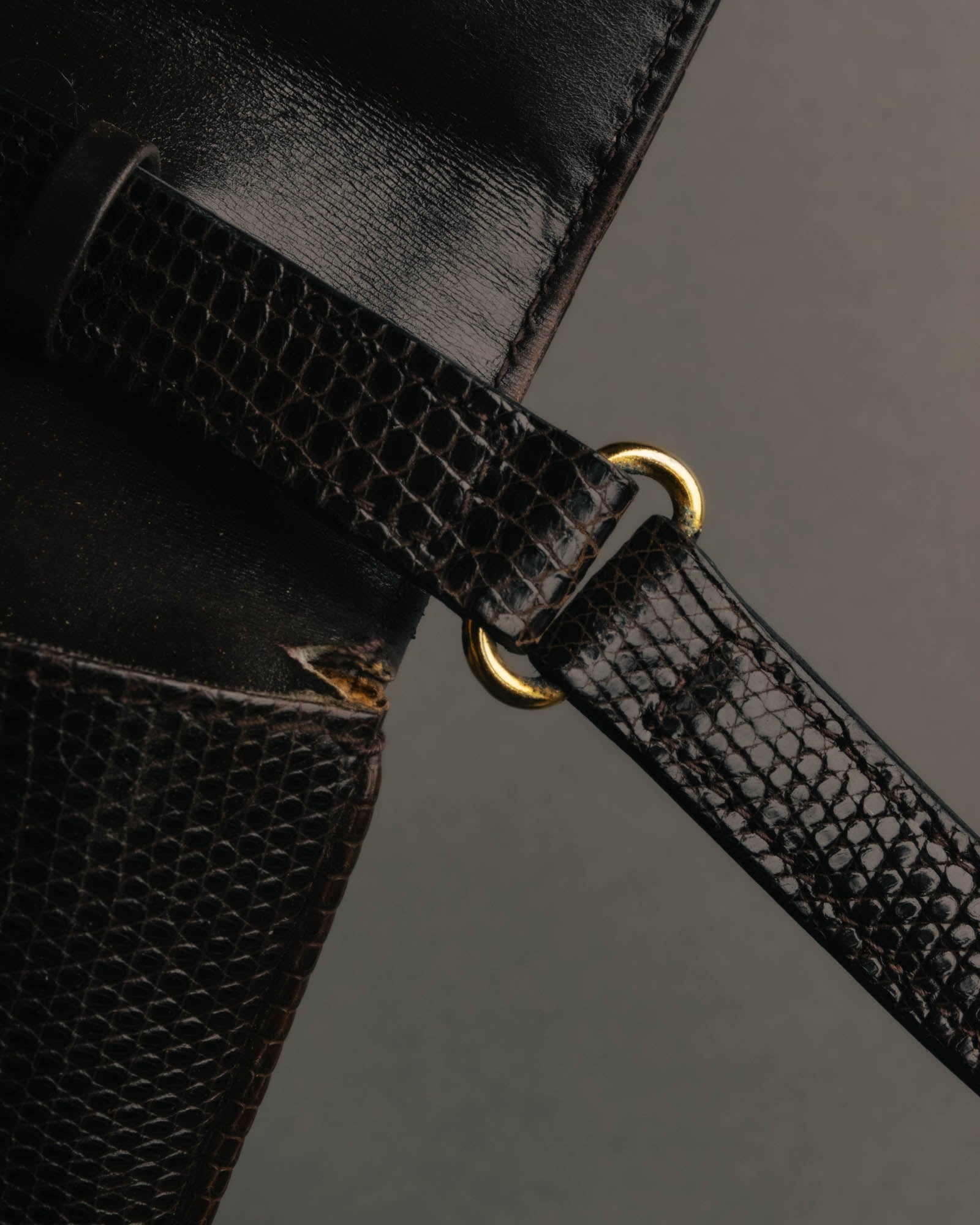 -SPECIAL- “GUCCI” 70’s-80’s lizard embossed flap shoulder bag