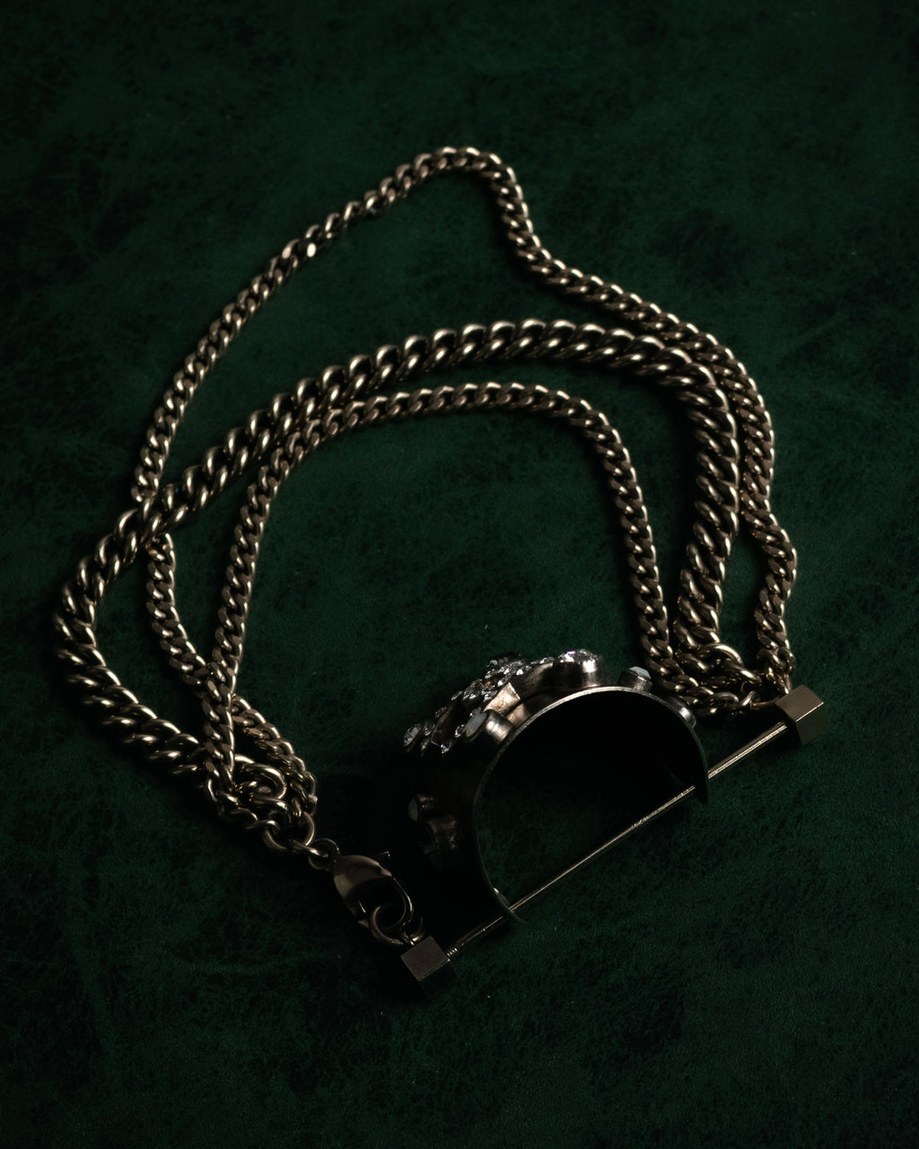 –SPECIAL– “CHANEL” 2005 Spring crystal CC chain majeste