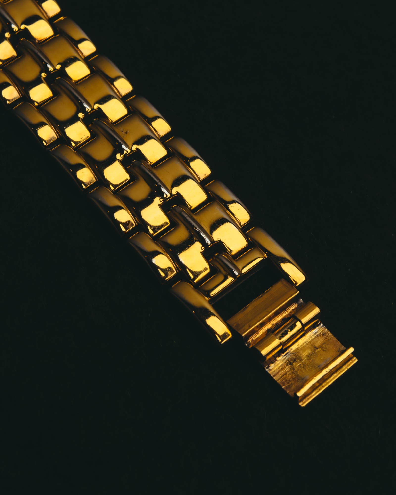"VALENTINO ROLENTA" 90's-00's Decorative rhinestone quartz watch