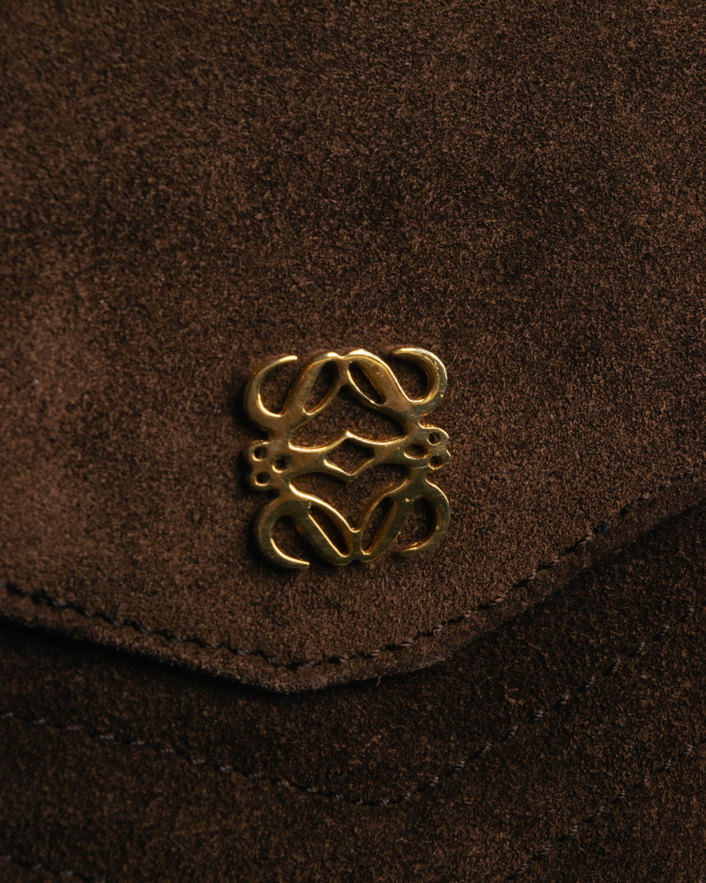 “LOEWE” 80’s-90’s Suede anagram chain shoulder bag
