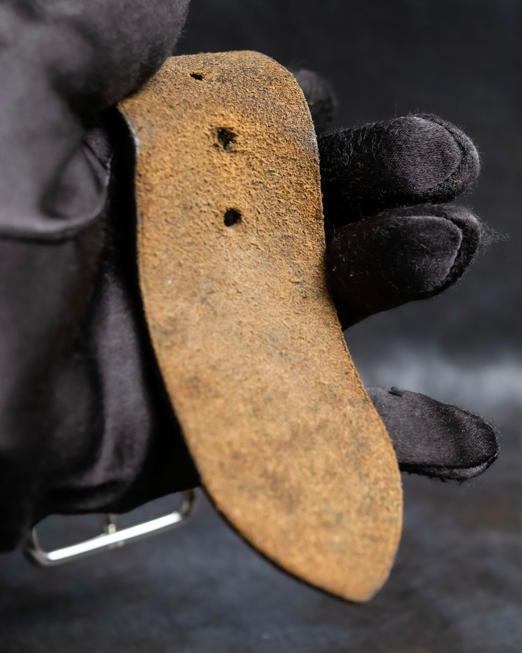 "HERMES" D ring buckle design leather bracelet