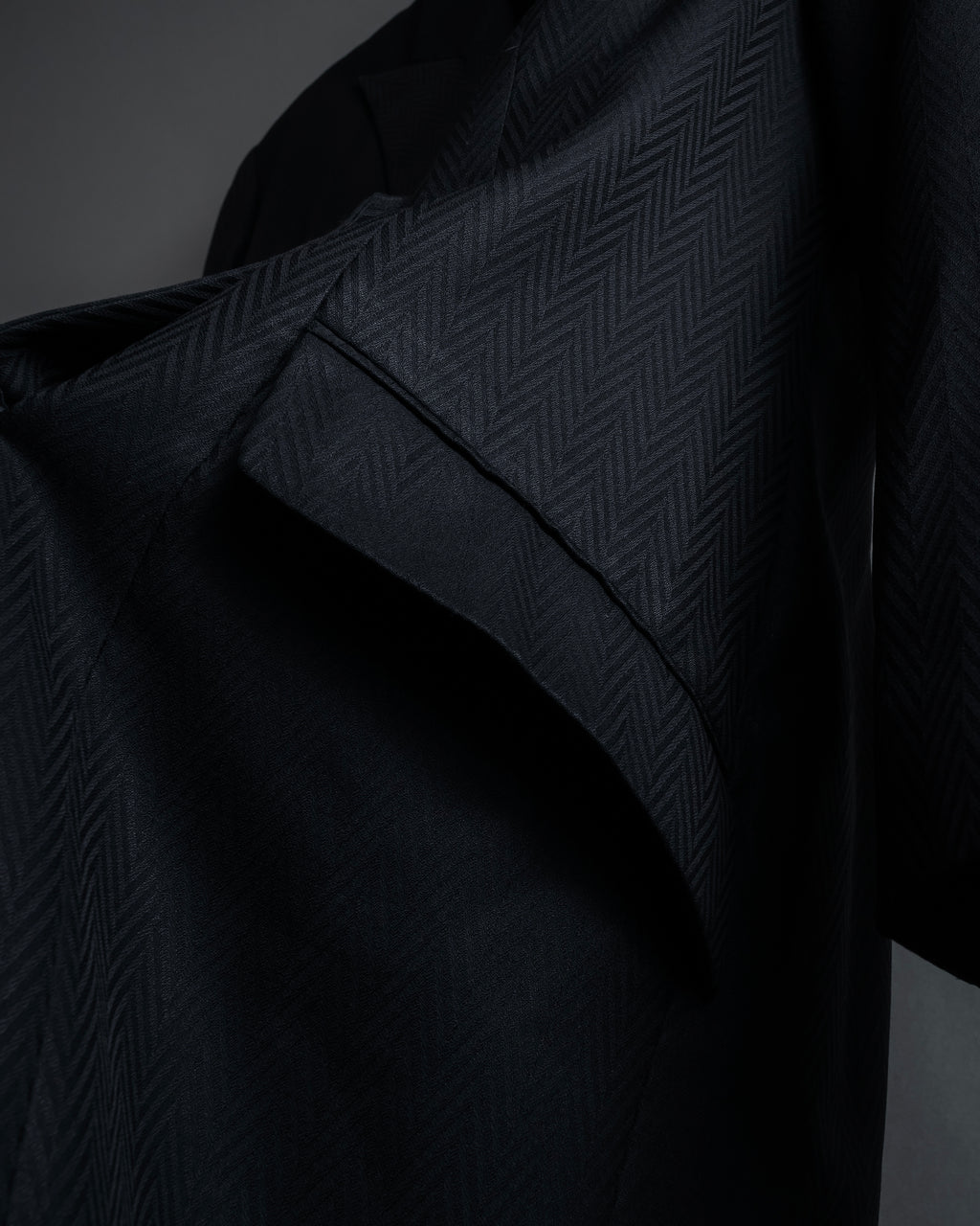 “Christian Dior” 90’s sculpted herringbone chester coat