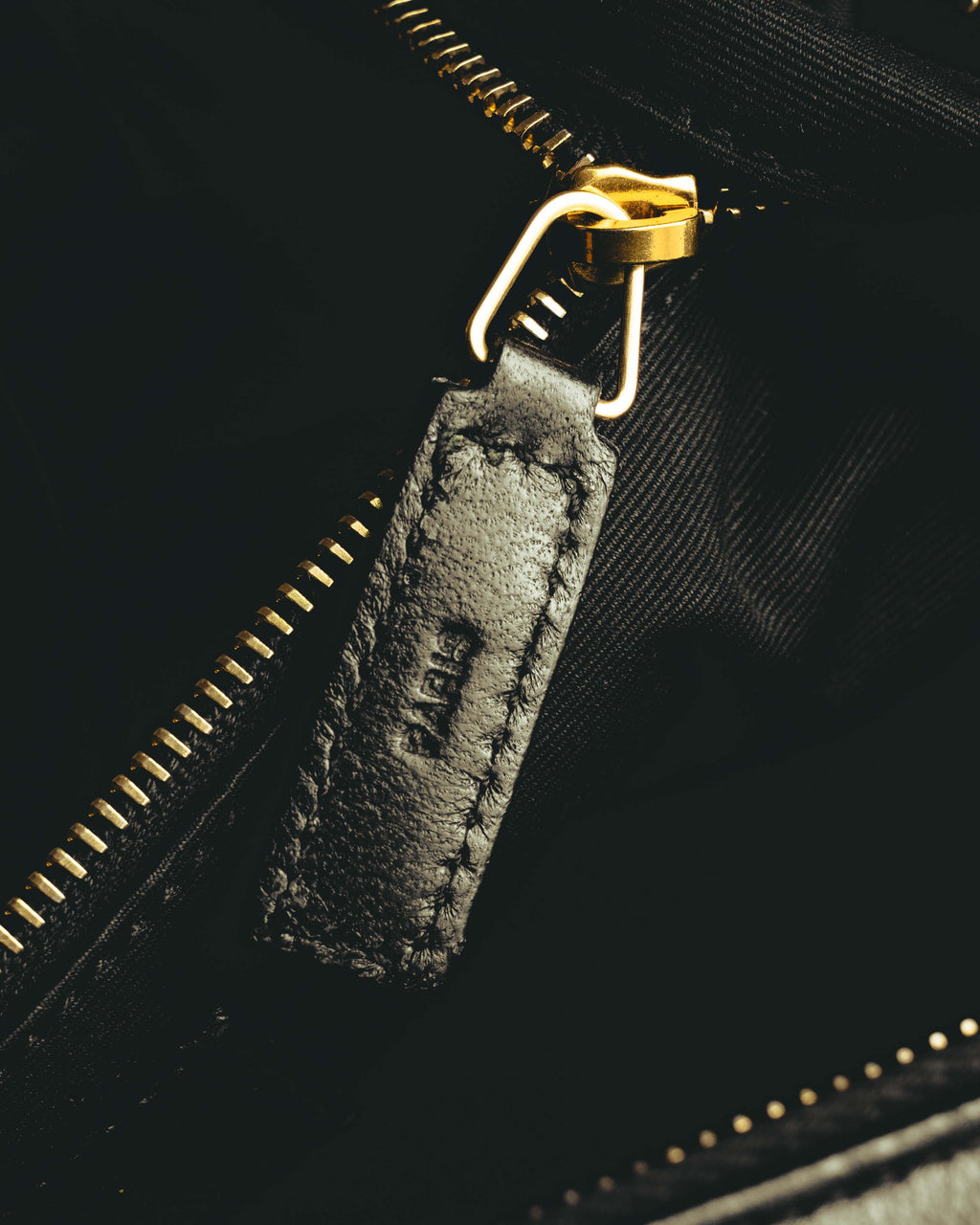 -SPECIAL- “Saint Laurent” 2012-2016 Classic Duffle 12 smooth calfskin bag