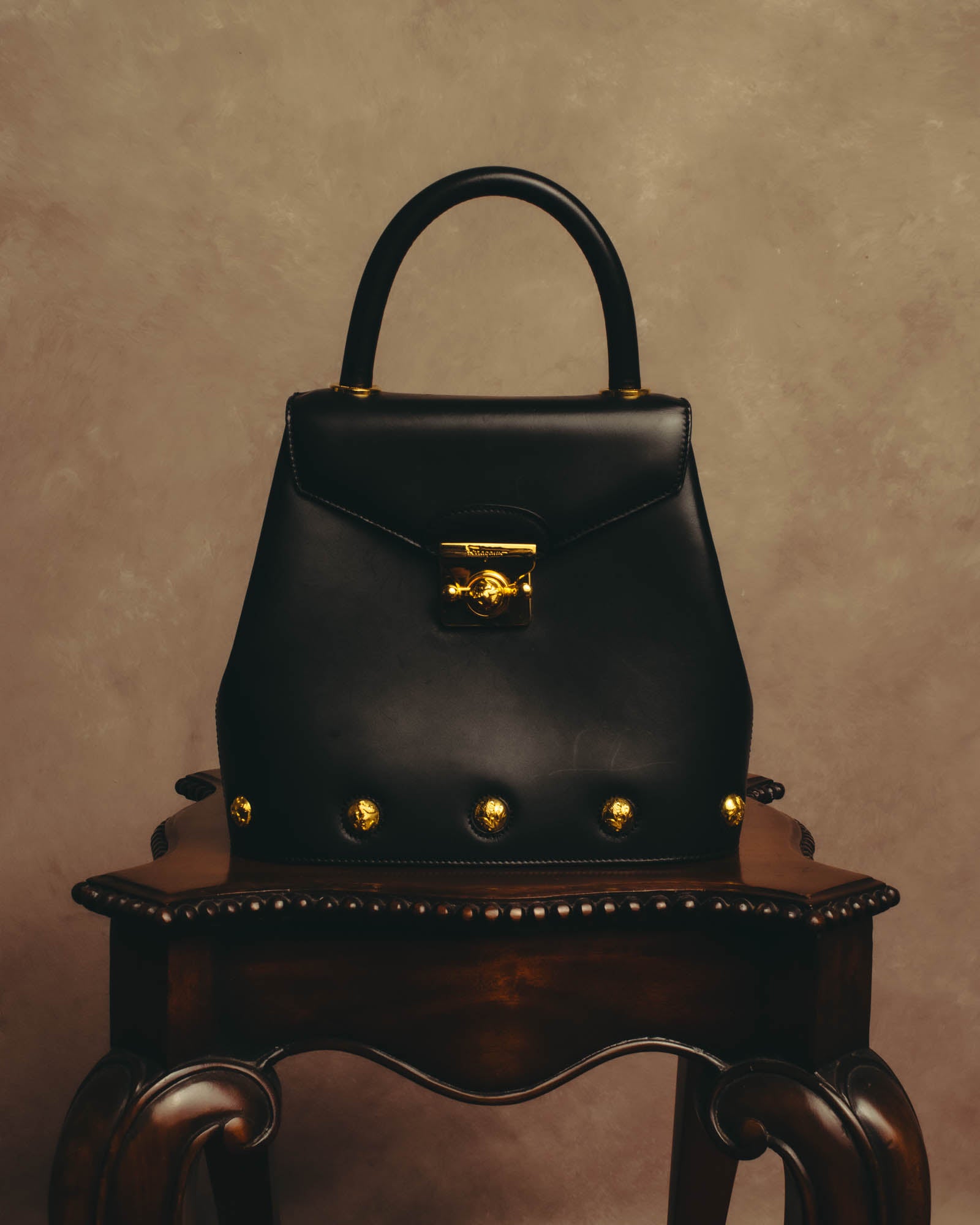 "Salvatore Ferragamo" 90's-00's Elegant leather 2 way handbag