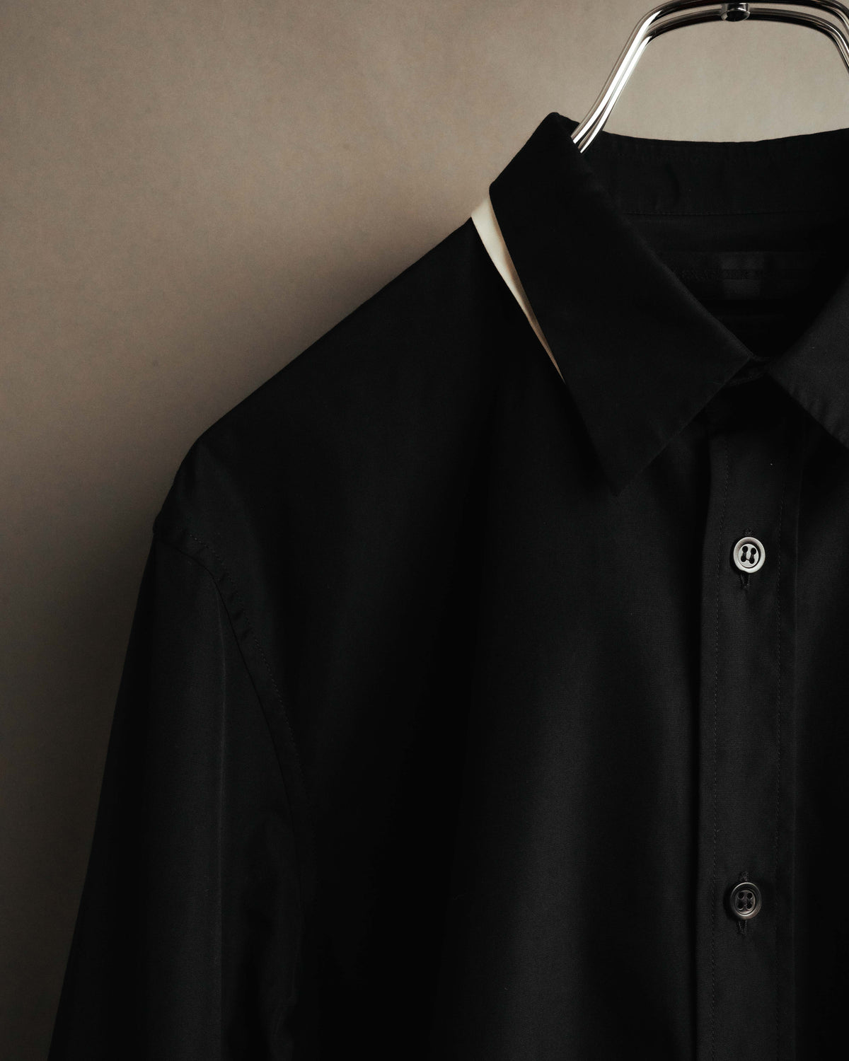 “Alexander McQueen” 10’s Layered double-collar contrast trim shirt