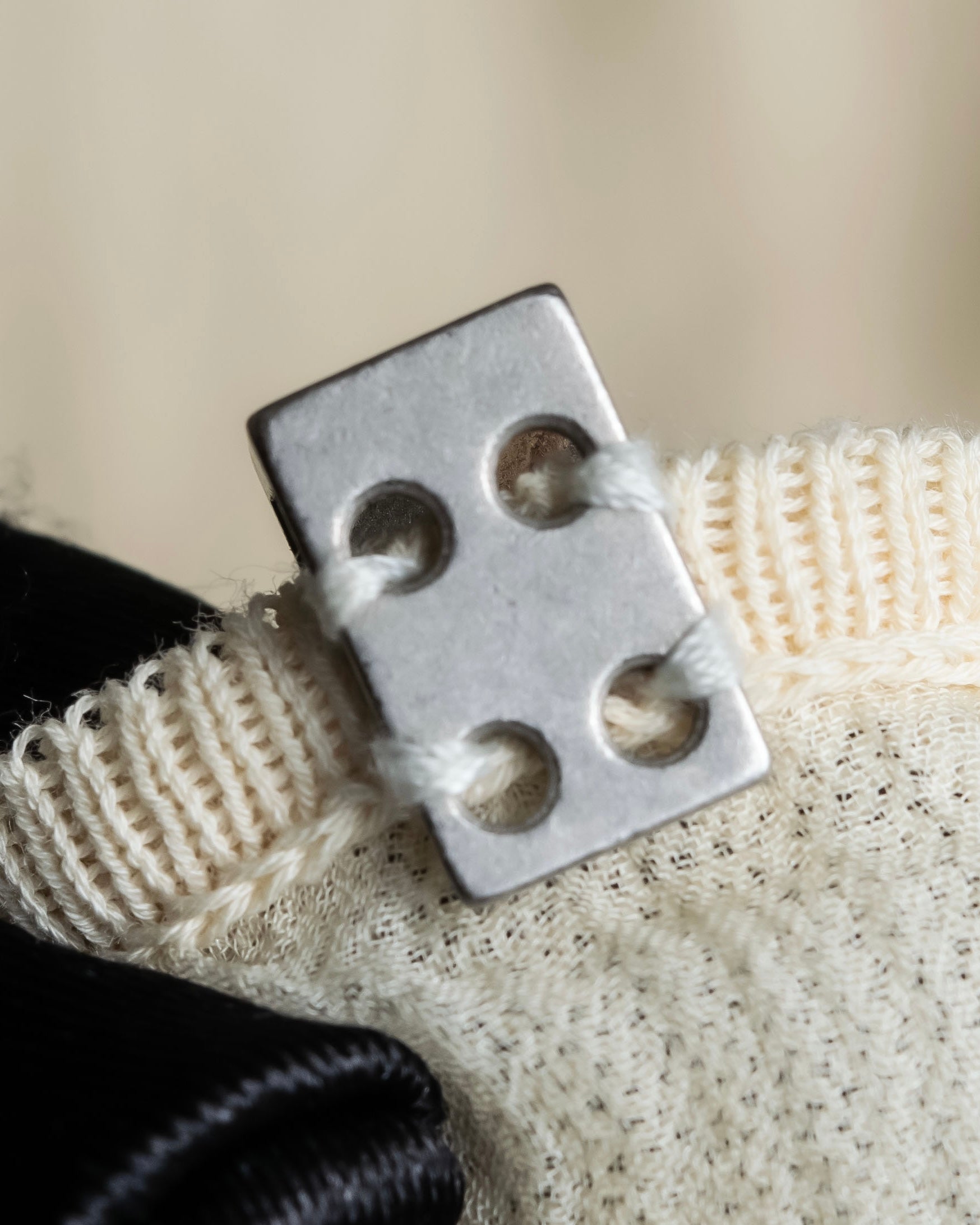 "HERMES" Gaultier period scarf docking design silk cardigan