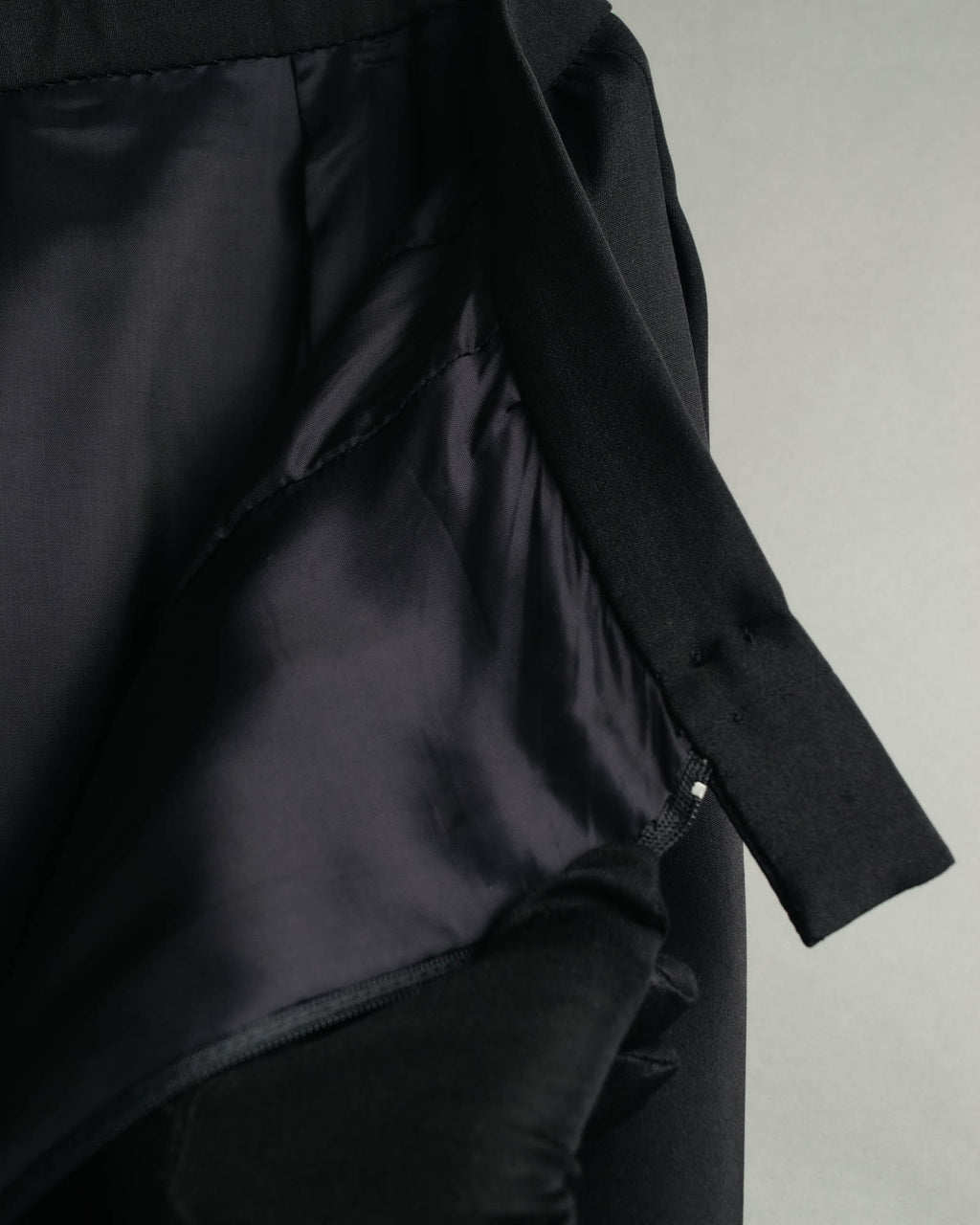 -SPECIAL- “Christian Dior” 80’s silk pleated long skirt