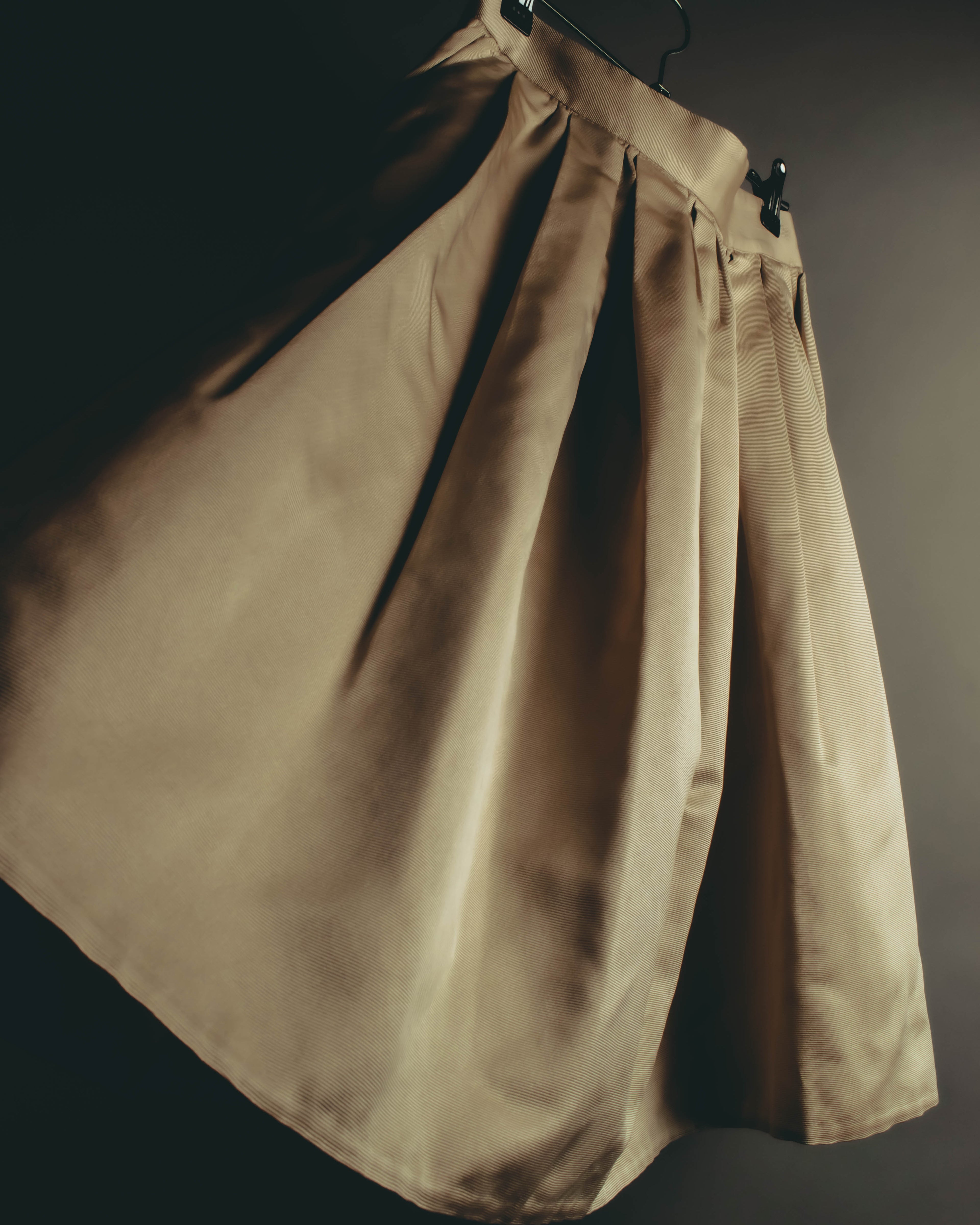 "DOLCE & GABBANA" 10's Lustrous pleated silk skirt