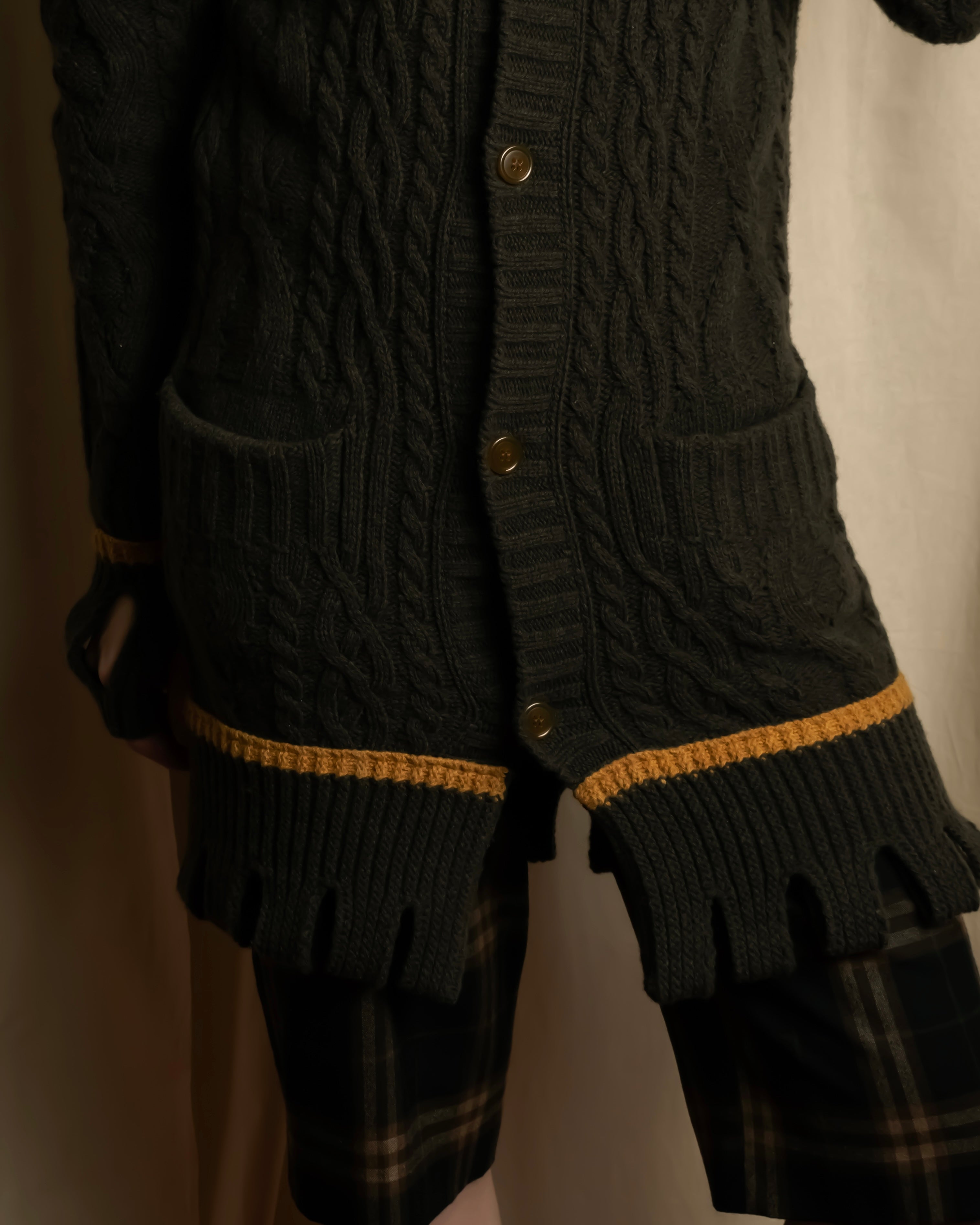 "Vivienne Westwood" Orb logo engraved cable knit cardigan