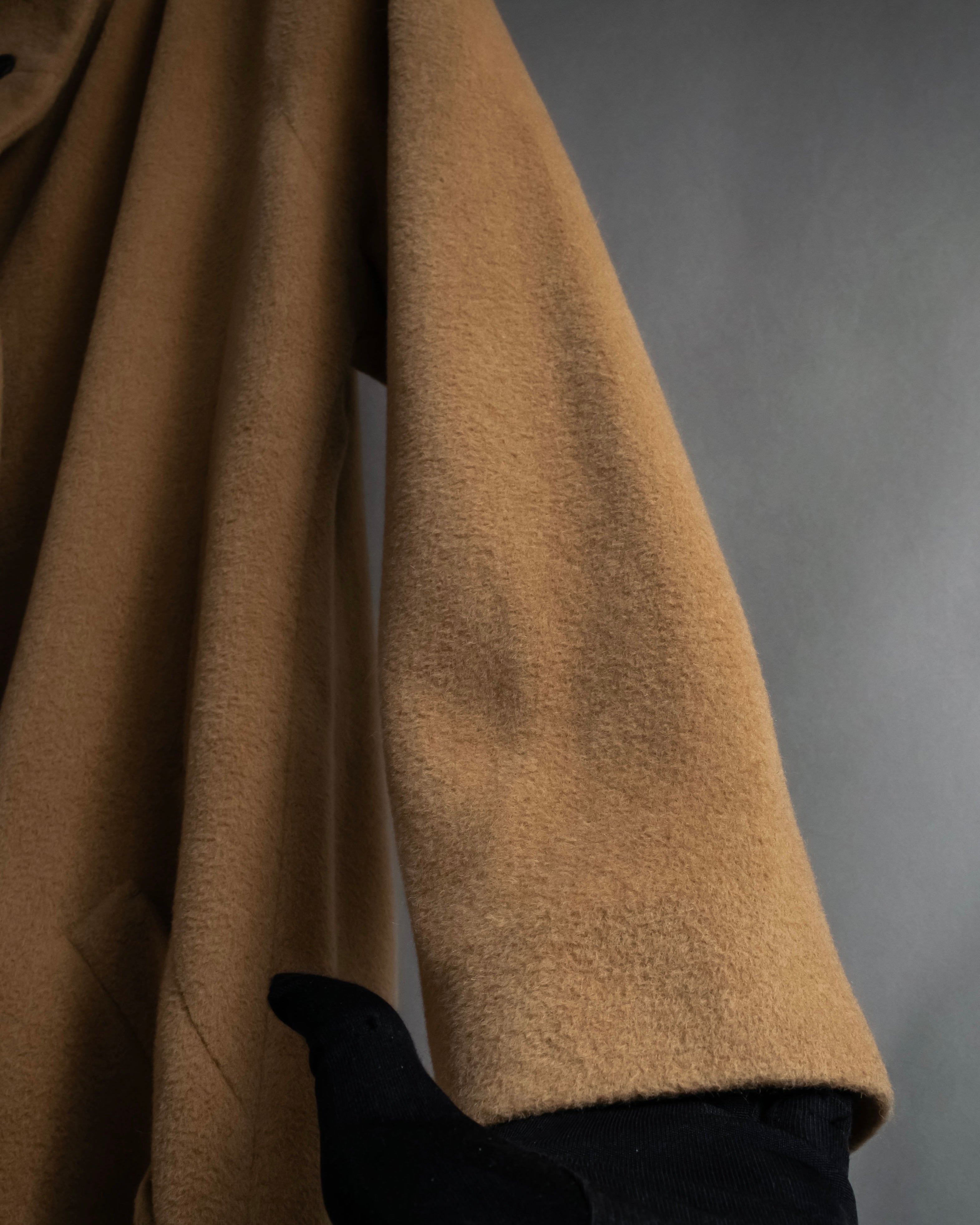 "ISSEY MIYAKE" 03AW Angora wool blend flared silhouette coat