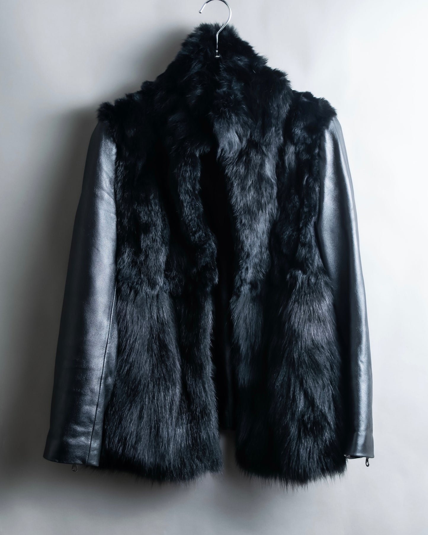 "MOLOKO BAR" Real fur docking leather jacket