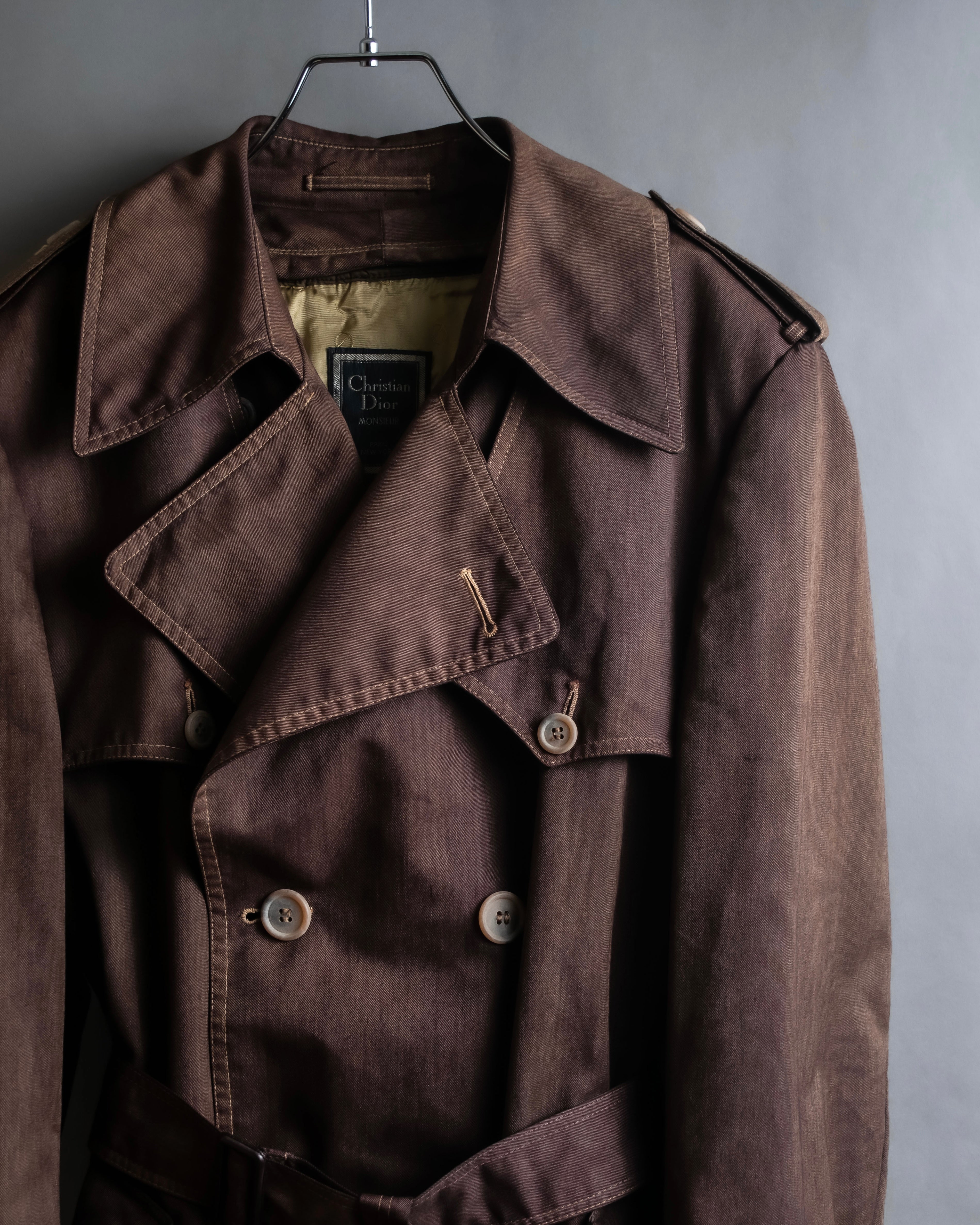 "CHRISTIAN DIOR MONSIEUR"
 Dark brown oversized trench coat