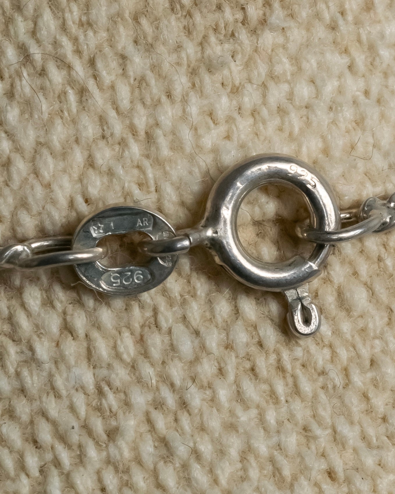 "Tiffany & Co." Silver 925 ribbon motif necklace