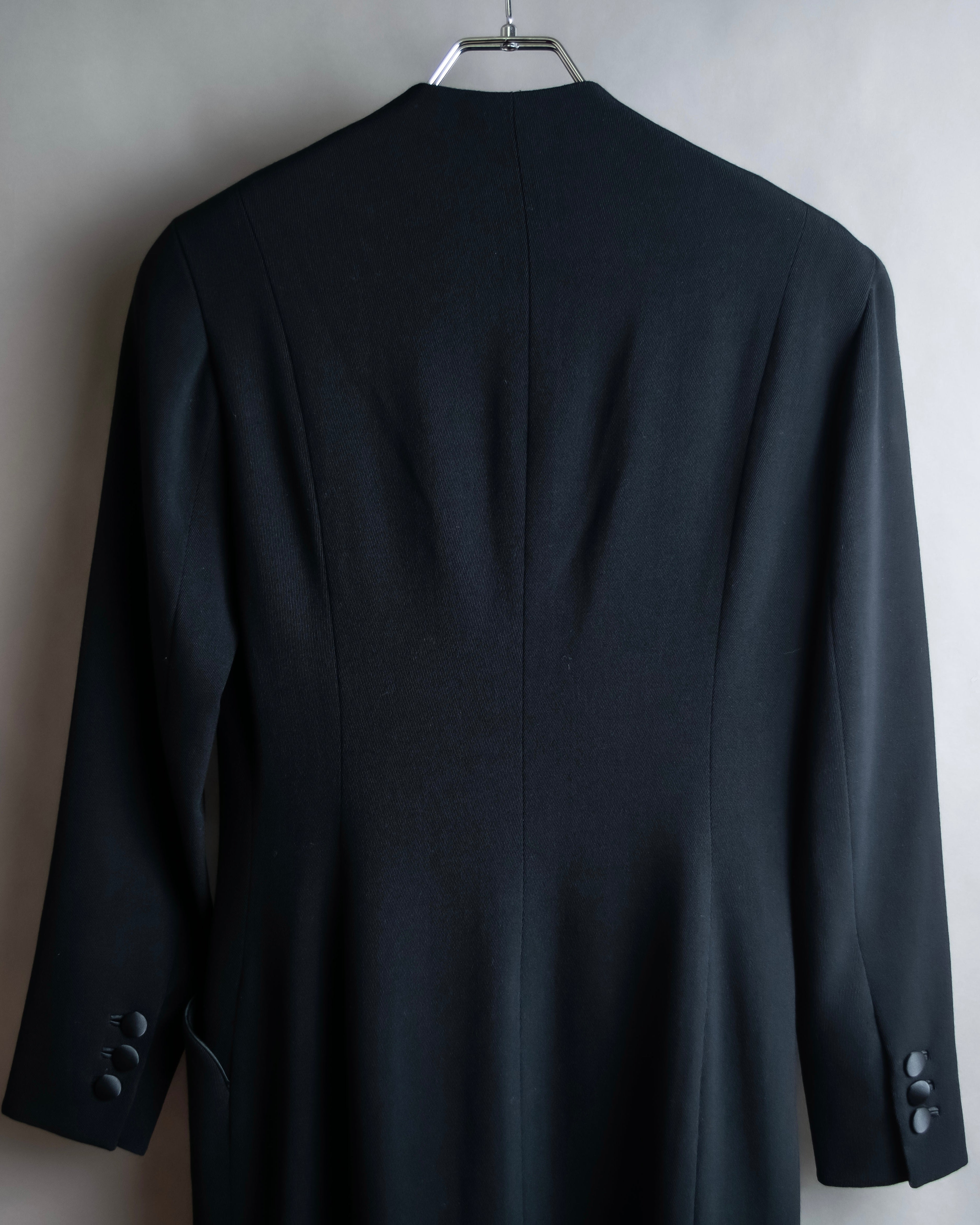 "HERMES" Ribbon scarf detail shaped coat