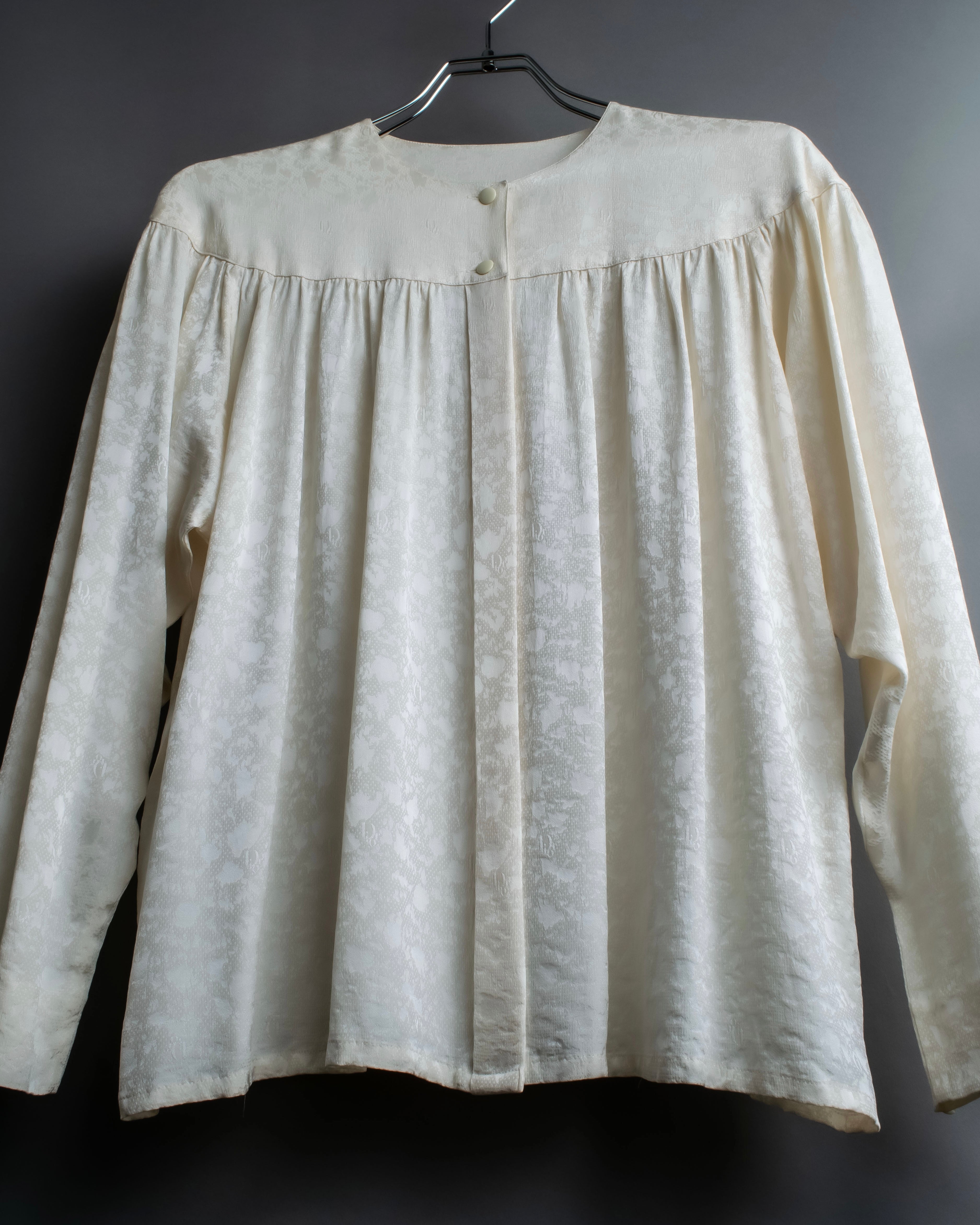 "Christian Dior" Shiny off-white shirt