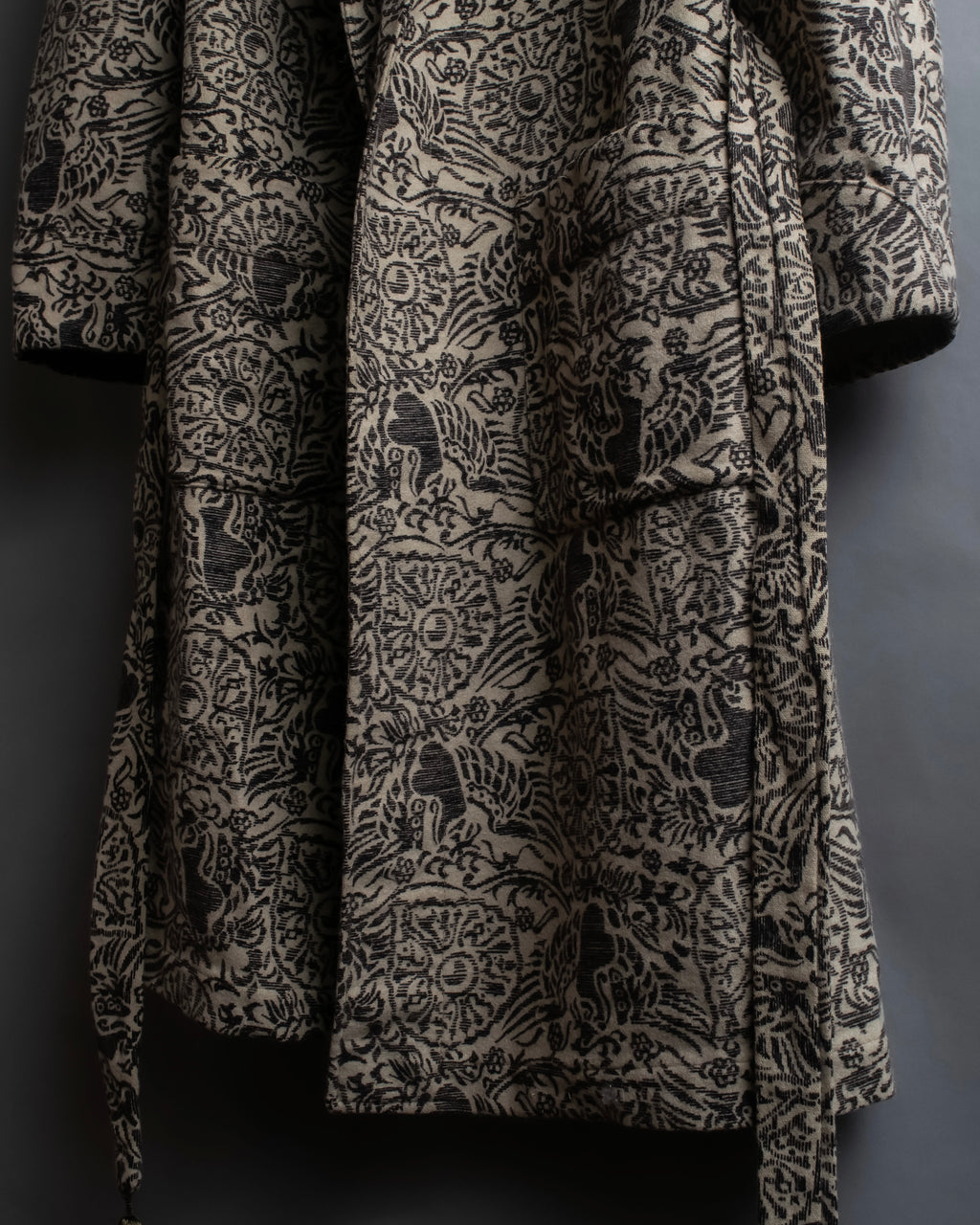 Vintage gobelin oversized gown coat