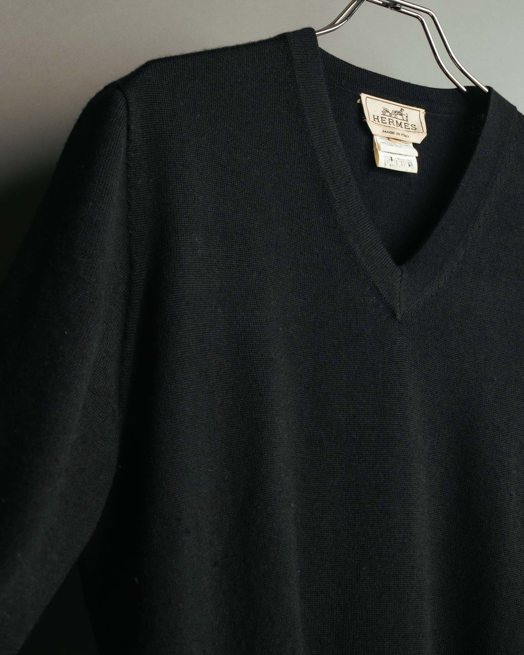-SPECIAL- “HERMÈS” 90’s-00’s Cashmere wool v-neck knit