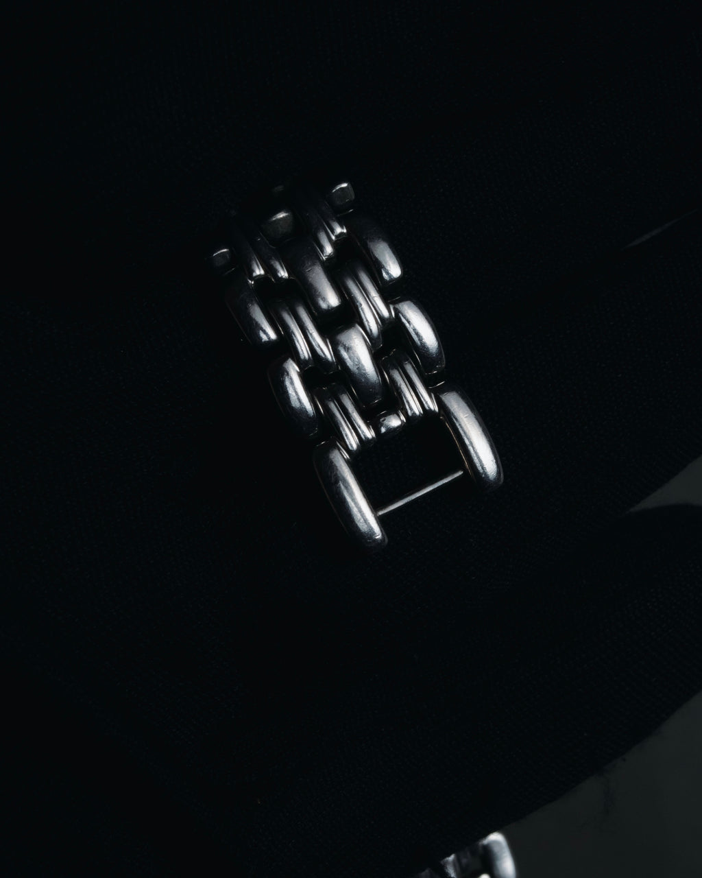 "Yves Saint Laurent" 90’s classically proportioned bracelet dress watch