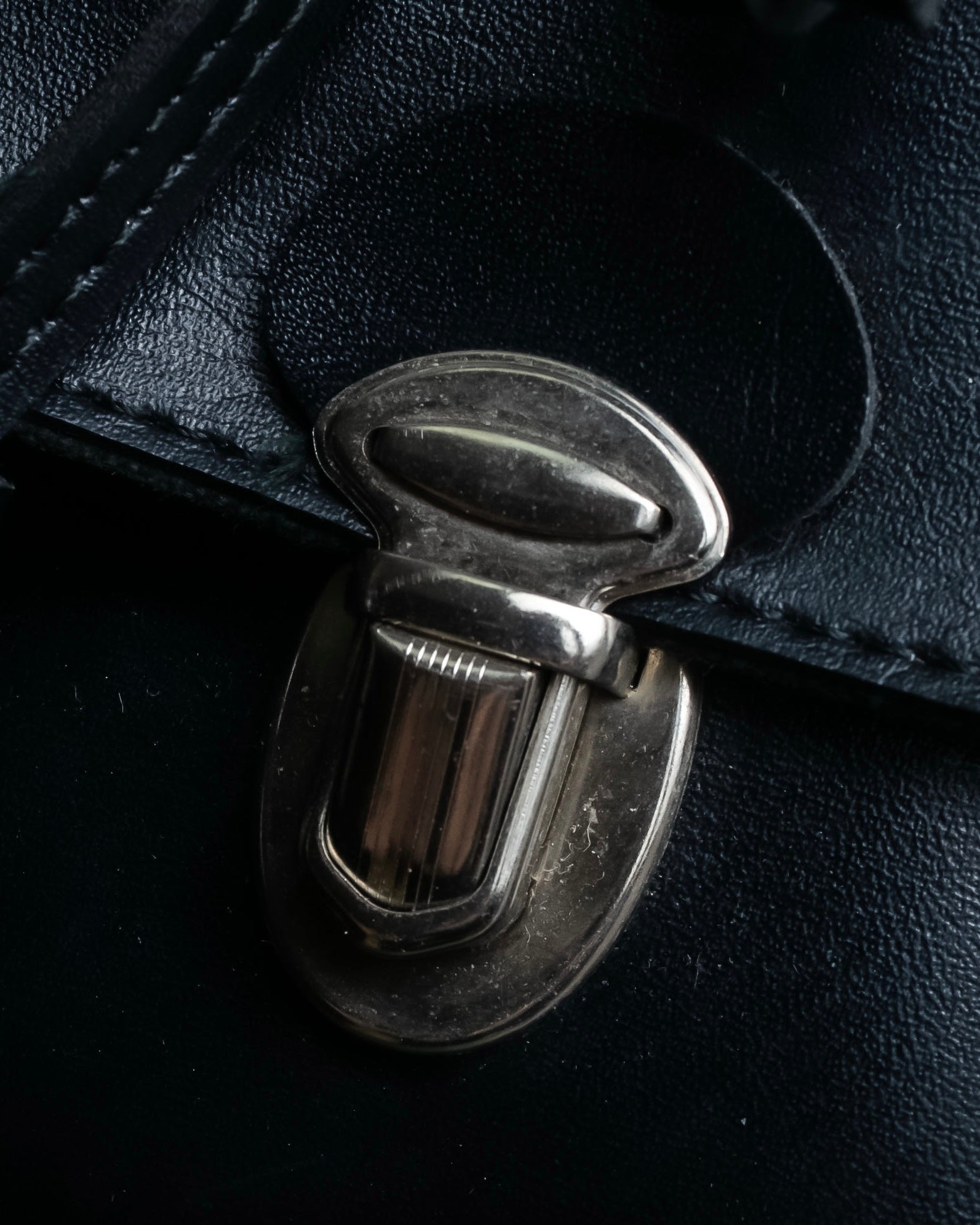 "COMME des GARCONS" Drawcord strings design PVC leather bag