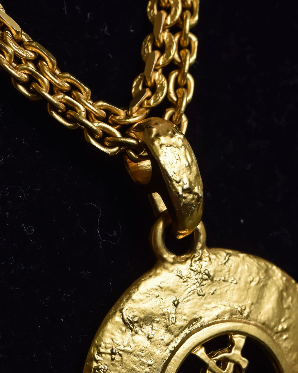 "YVES SAINT LAURENT" Embossed medallion YSL charm necklace