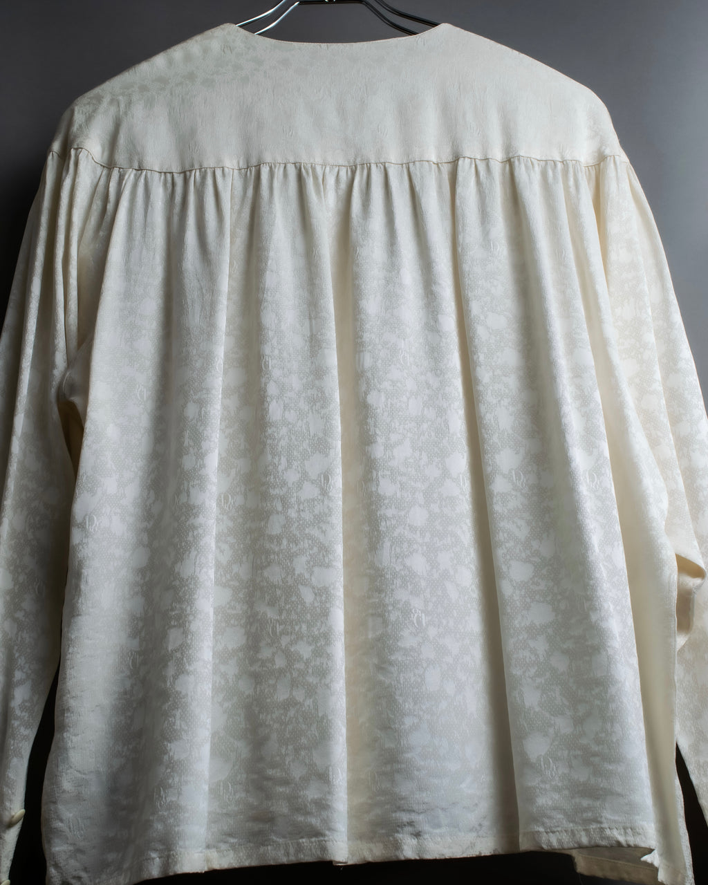 "Christian Dior" Shiny off-white shirt