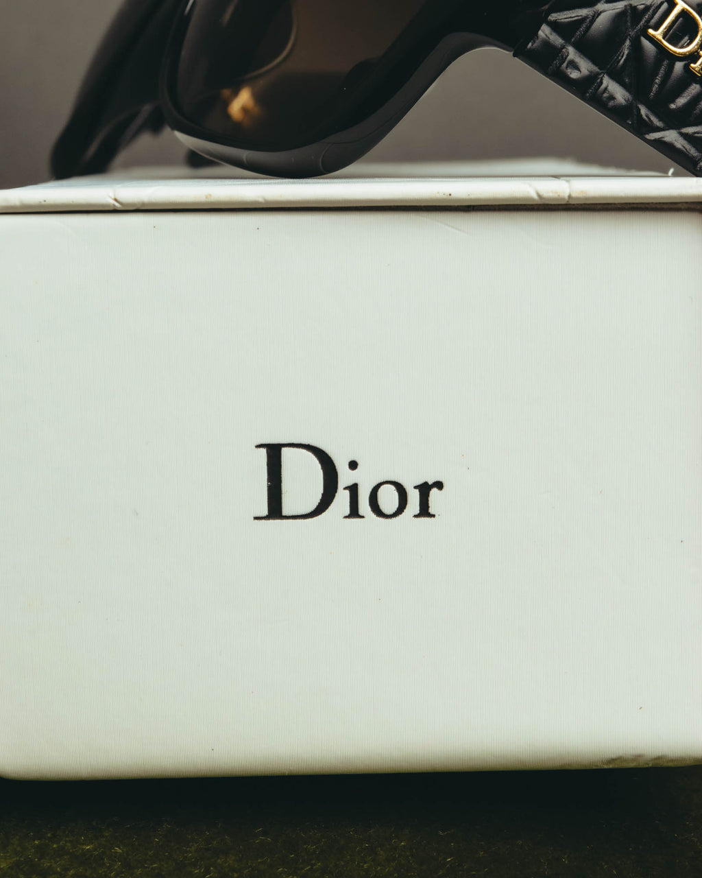 "Christian Dior" 10's Oversized quilted temple sunglasses