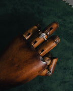 "Vivienne Westwood" Iconic orb motif open band ring