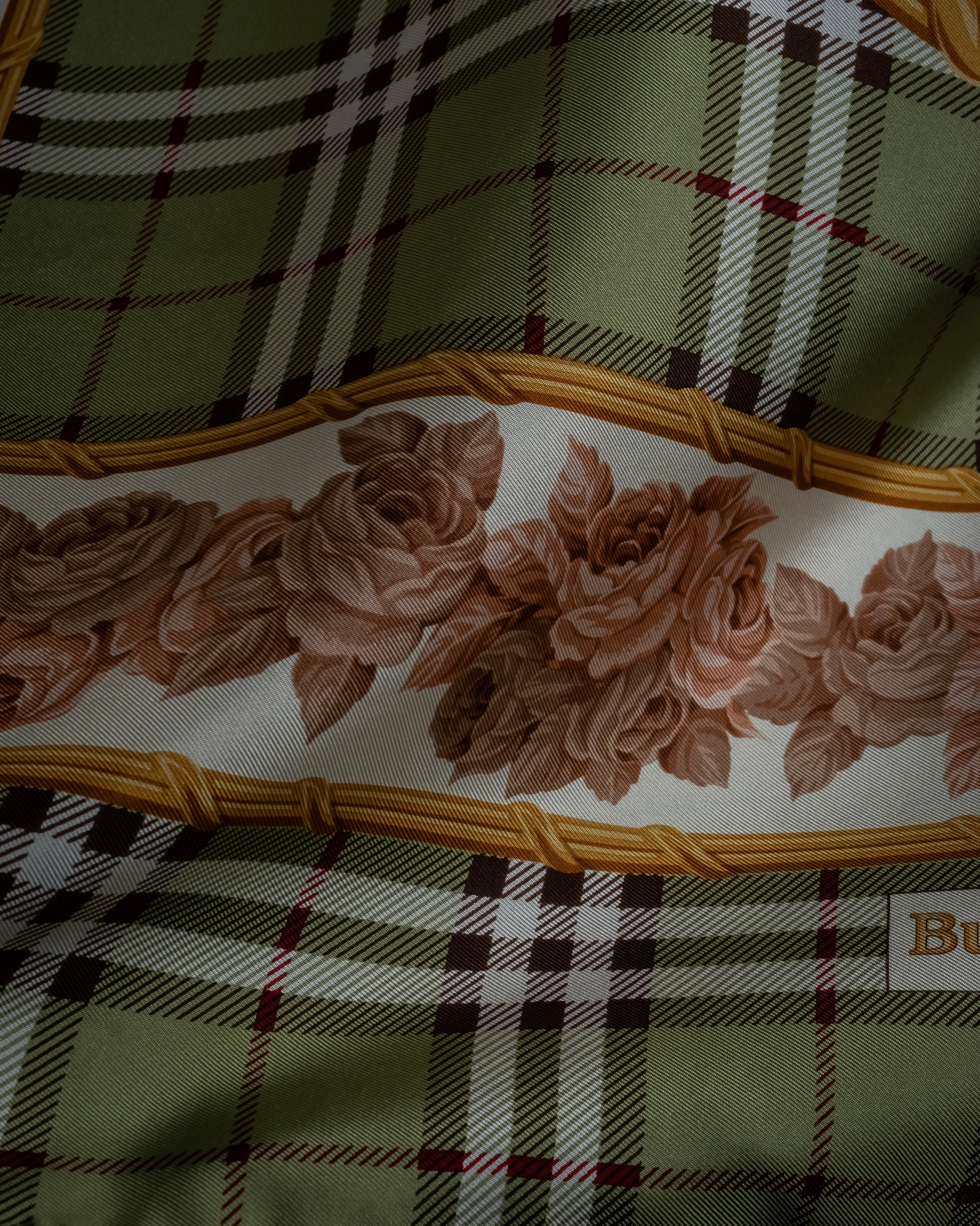 "BURBERRYS" Rose motif layered check pattern silk scarf