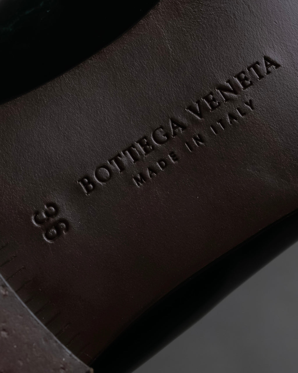 "BOTTEGA VENETA" Gradient emerald color leather loafers