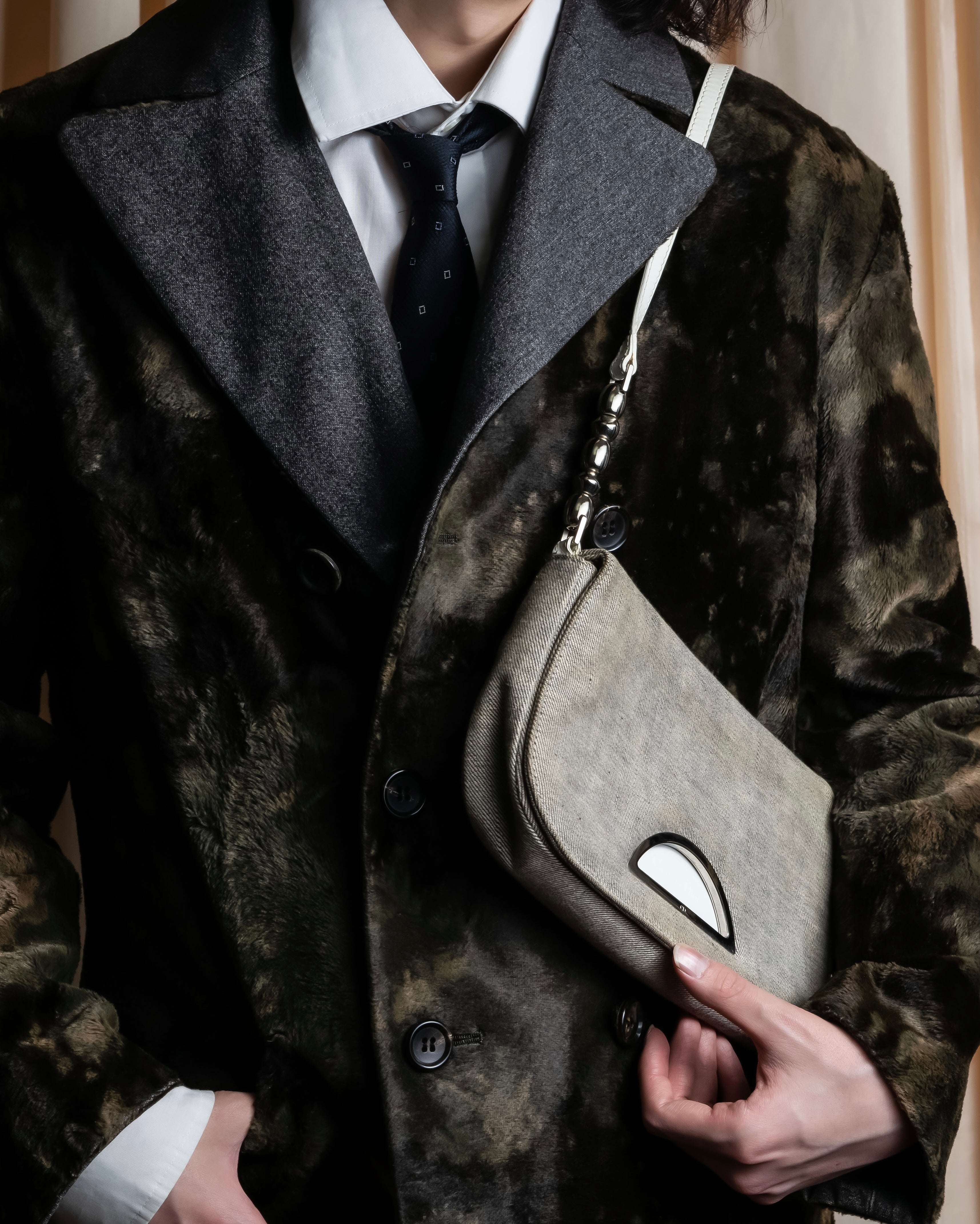 "COMME des GARCONS HOMME" Square small pattern motif necktie