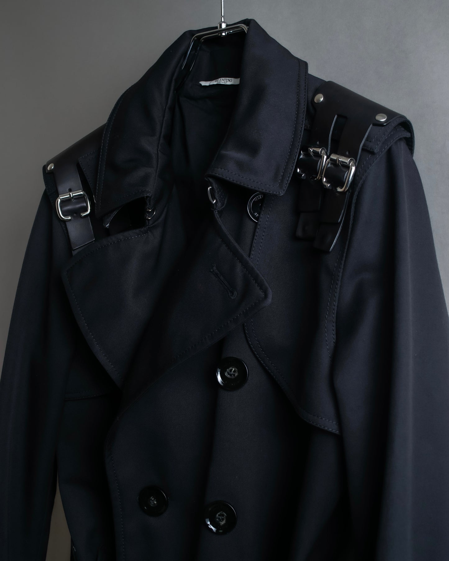 "VALENTINO" Belt docking design leather switching trench coat