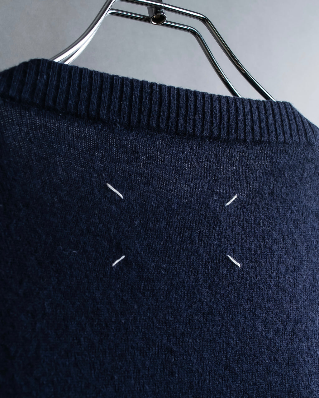 "MAISON MARGIELA" 16AW elbow patch design navy color knit