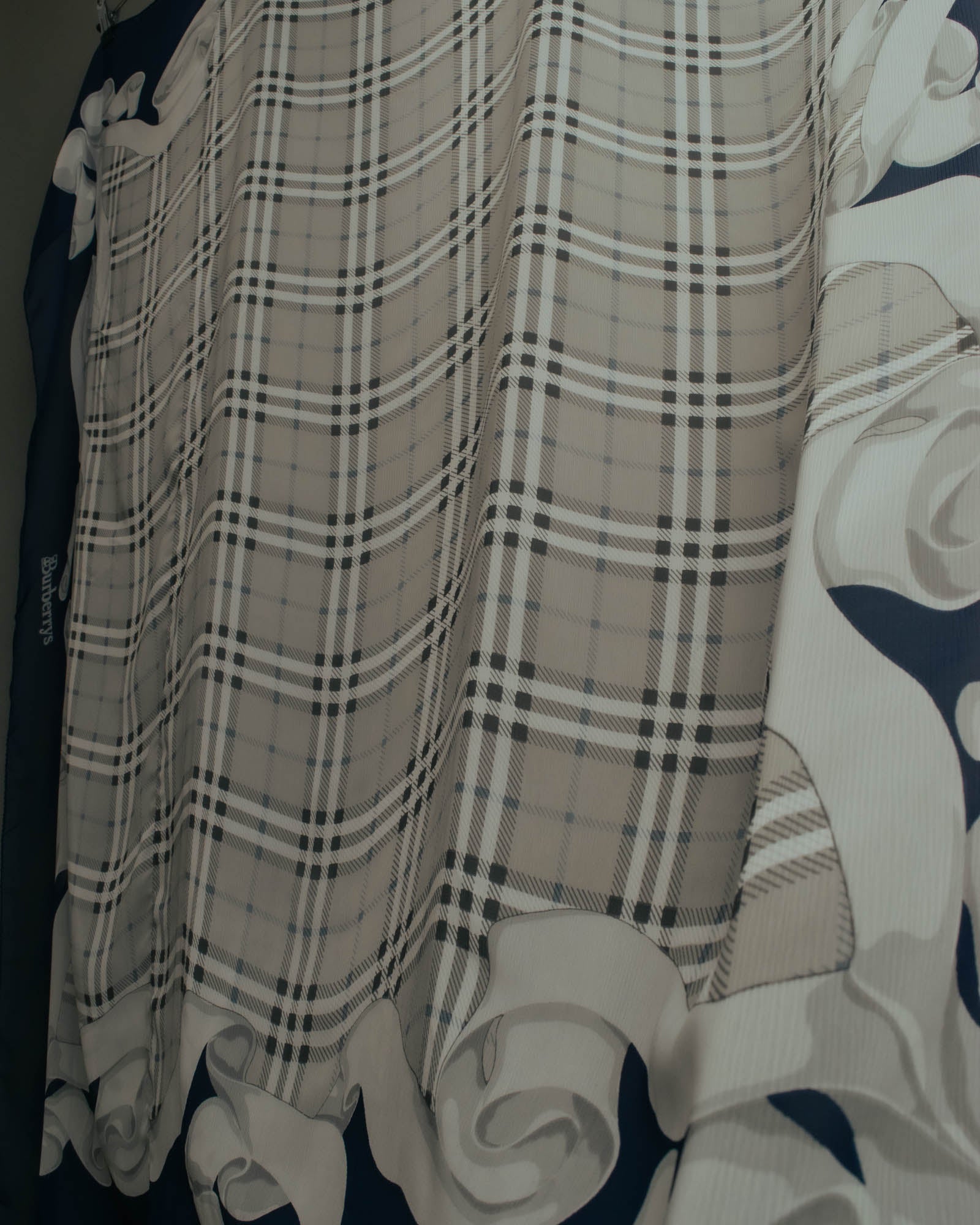 "Burberrys" 80's-90's Lightweight checked scarf