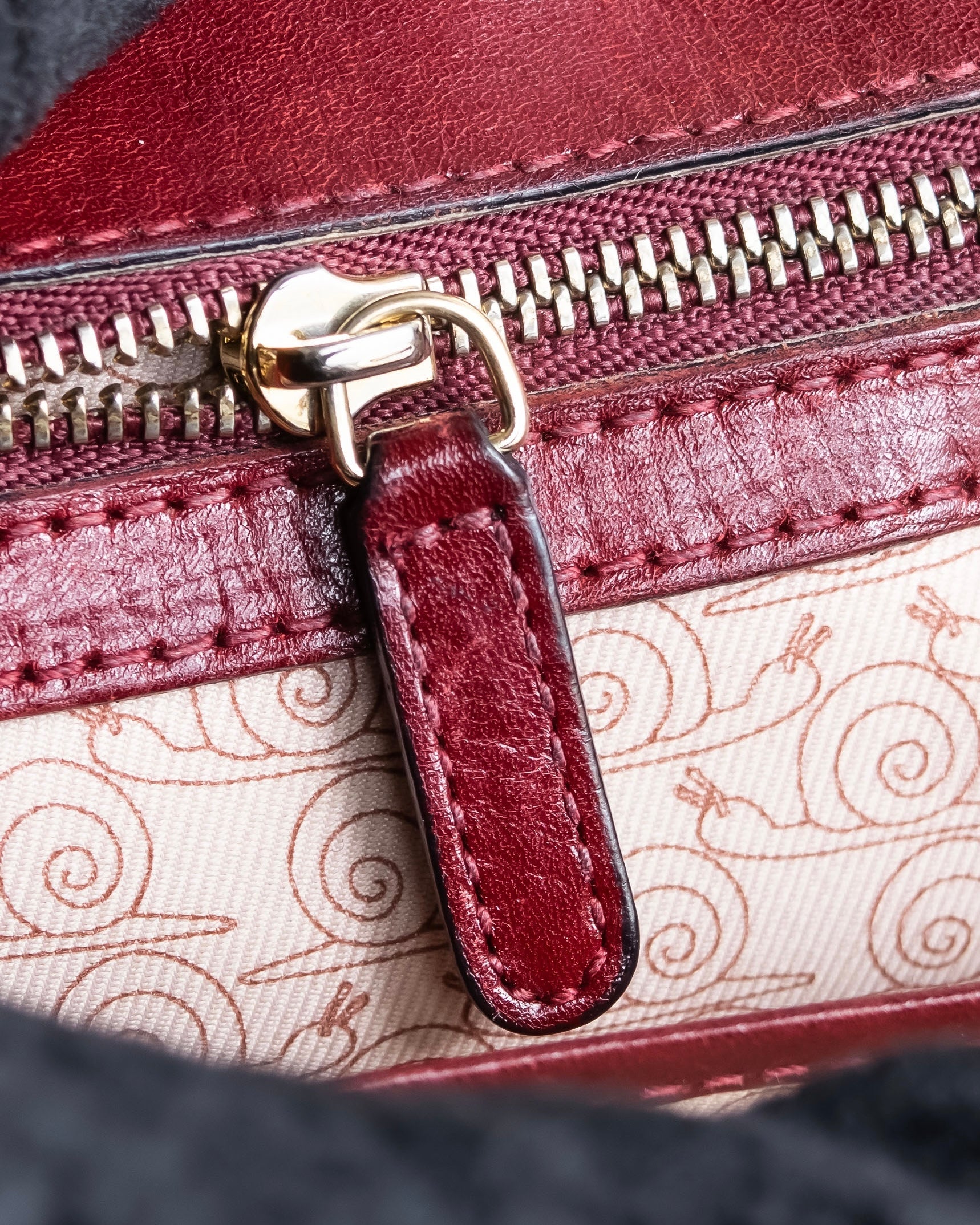 "BVLGARI" Marble motif burgundy color leather shoulder bag