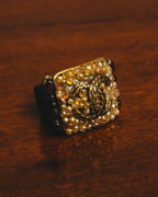 -SPECIAL- “CHANEL” 2000AW Glass pearl embellished CC statement ring