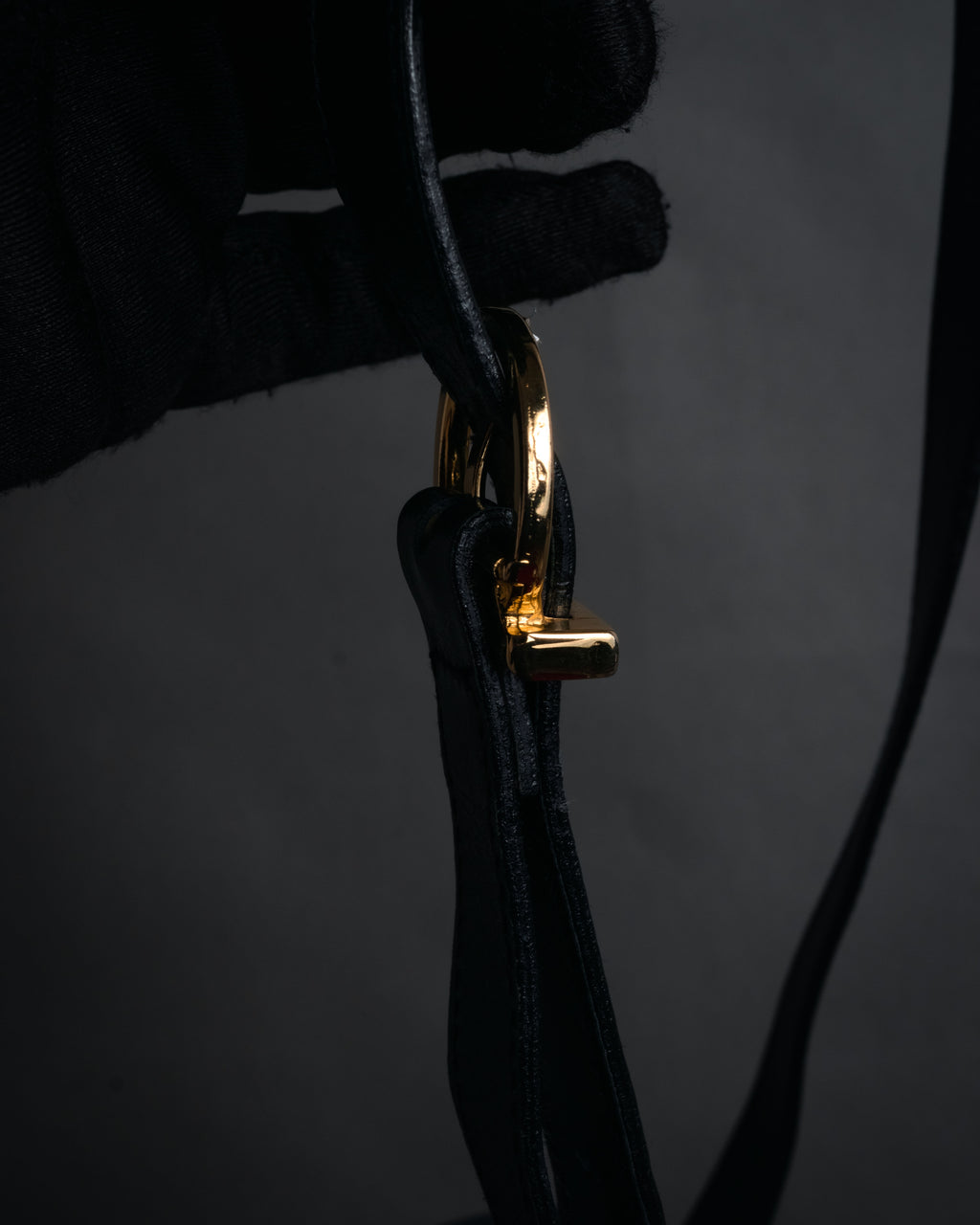 “Salvatore Ferragamo” 90’s Vara ribbon box calf shoulder bag