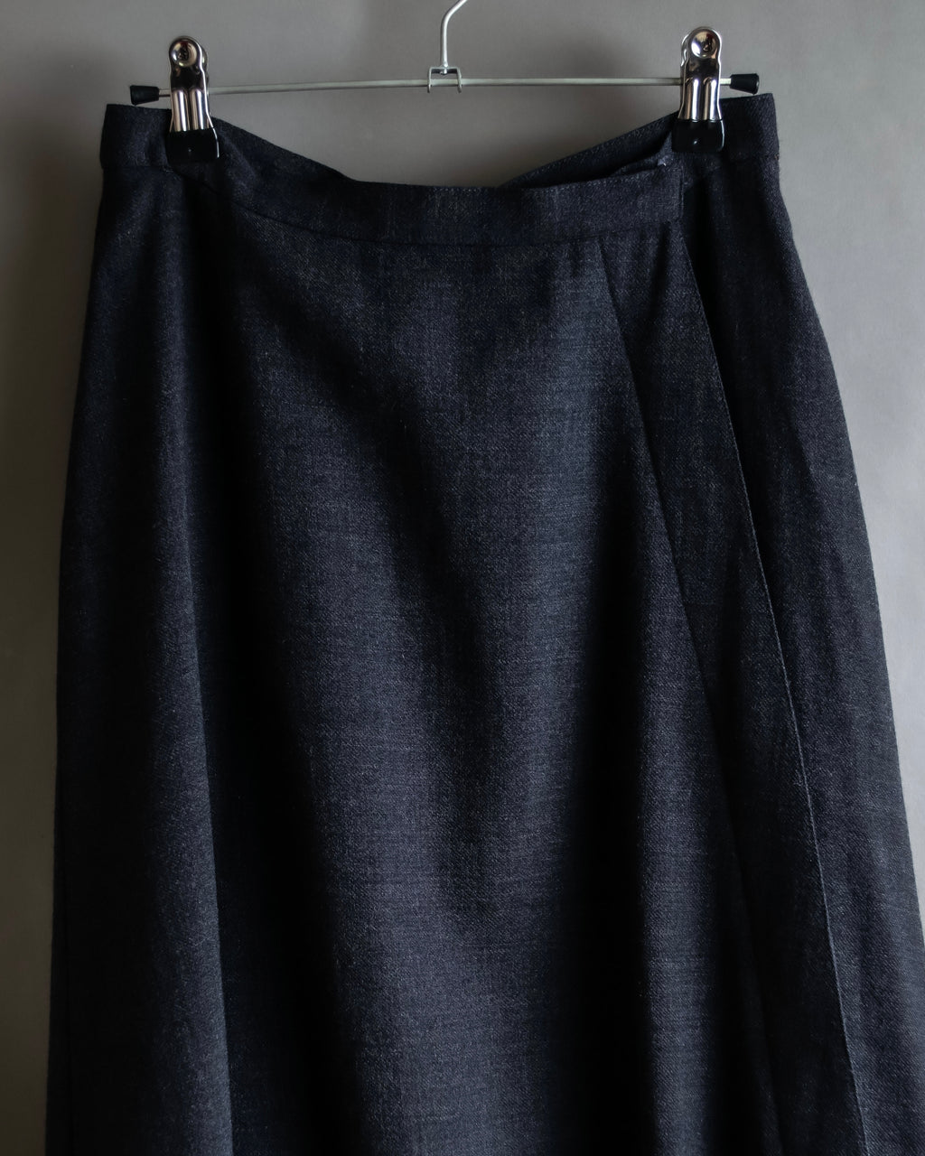 "Christian Dior" Front button design flare wool skirt