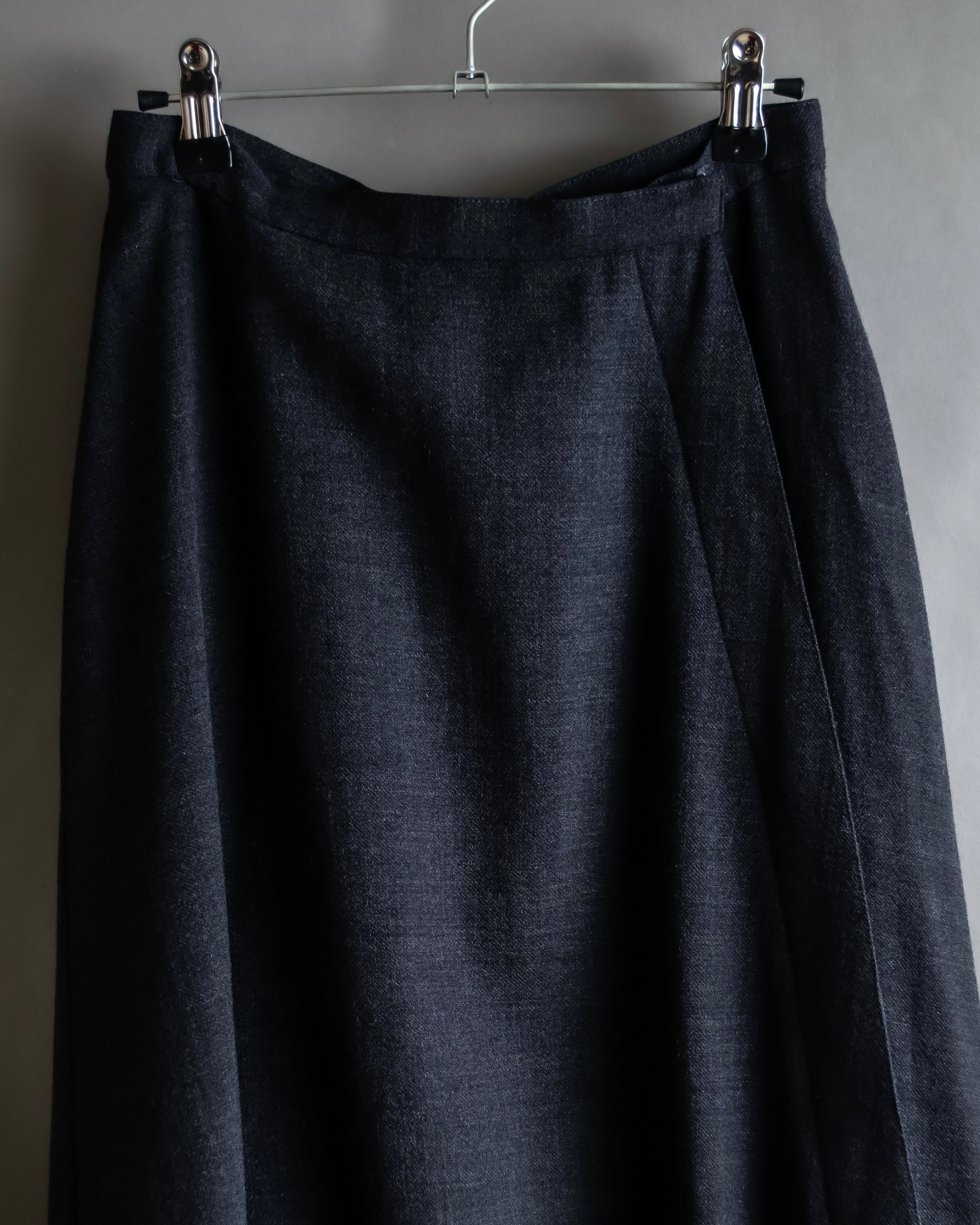 "Christian Dior" Front button design flare wool skirt