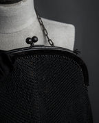 "Vintage metal mesh clasp chain shoulder bag"
