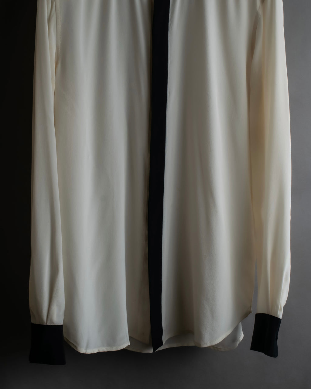 "Ralph Lauren" High density woven silk clerical shirt