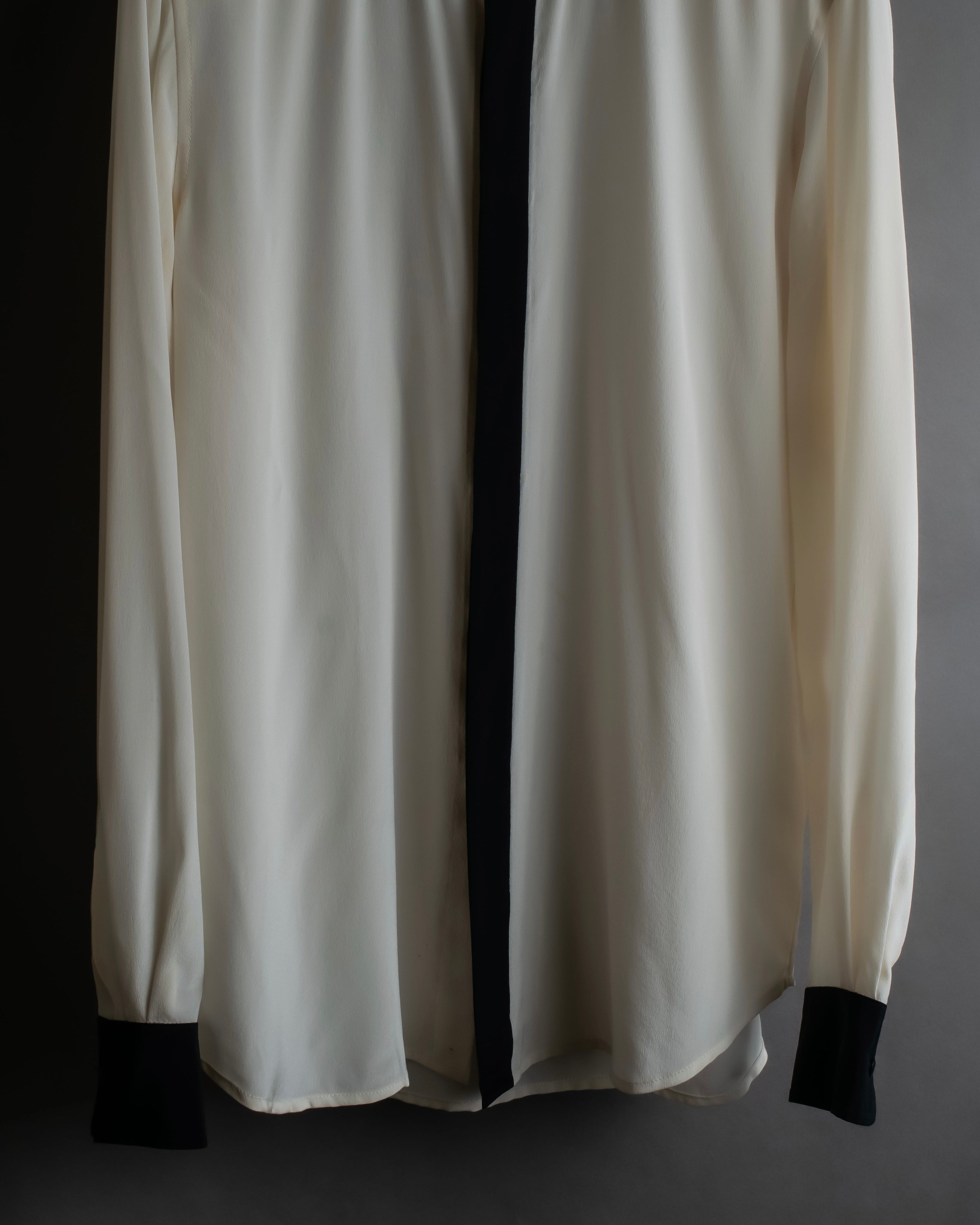 "Ralph Lauren" High density woven silk clerical shirt