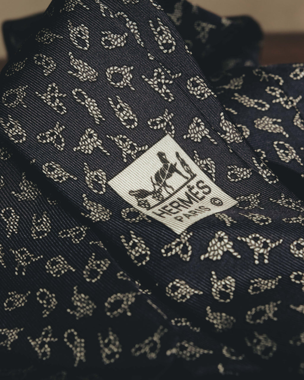 "Hermès" 80's-90's Classic jacquard silk necktie