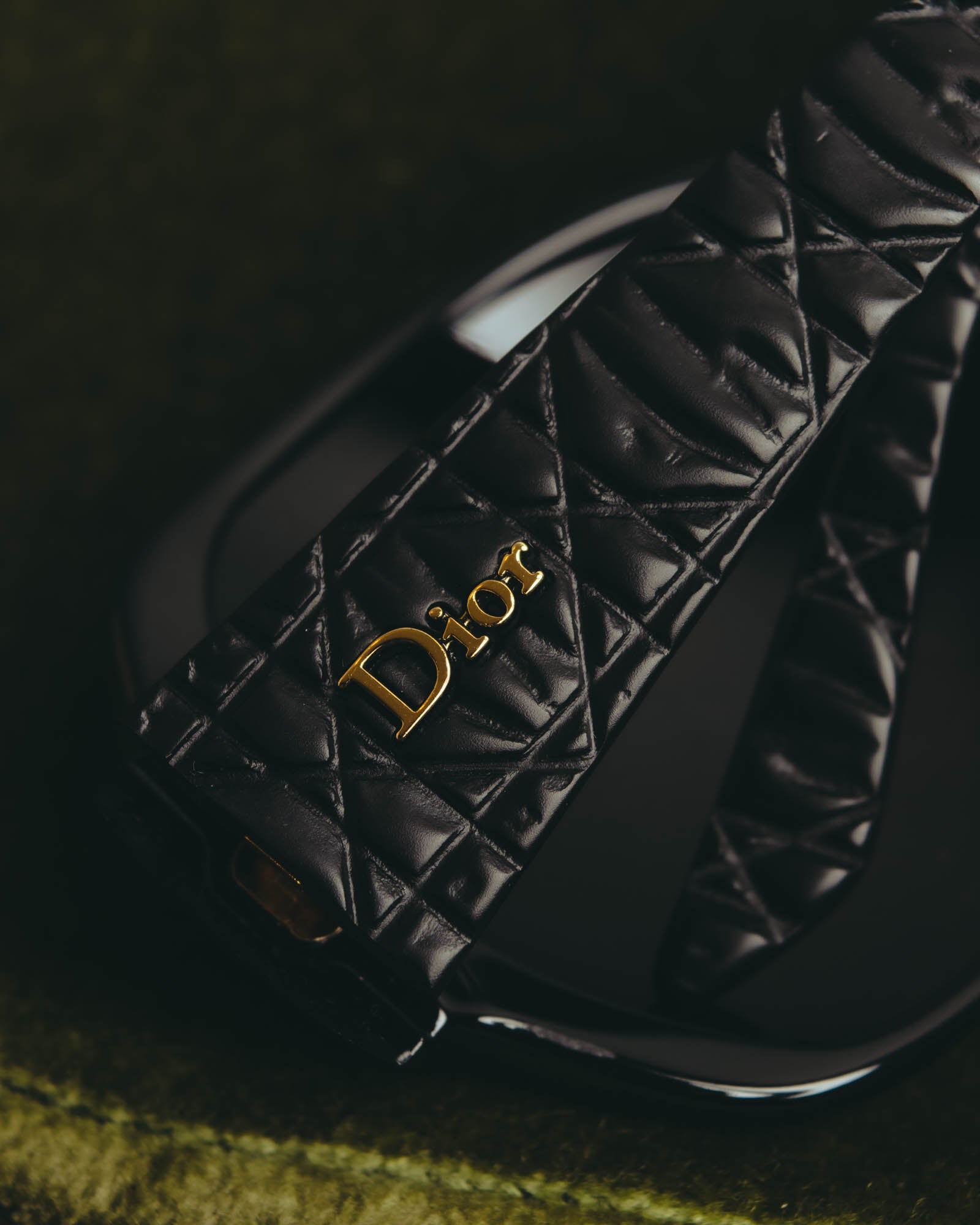 "Christian Dior" 10's Oversized quilted temple sunglasses