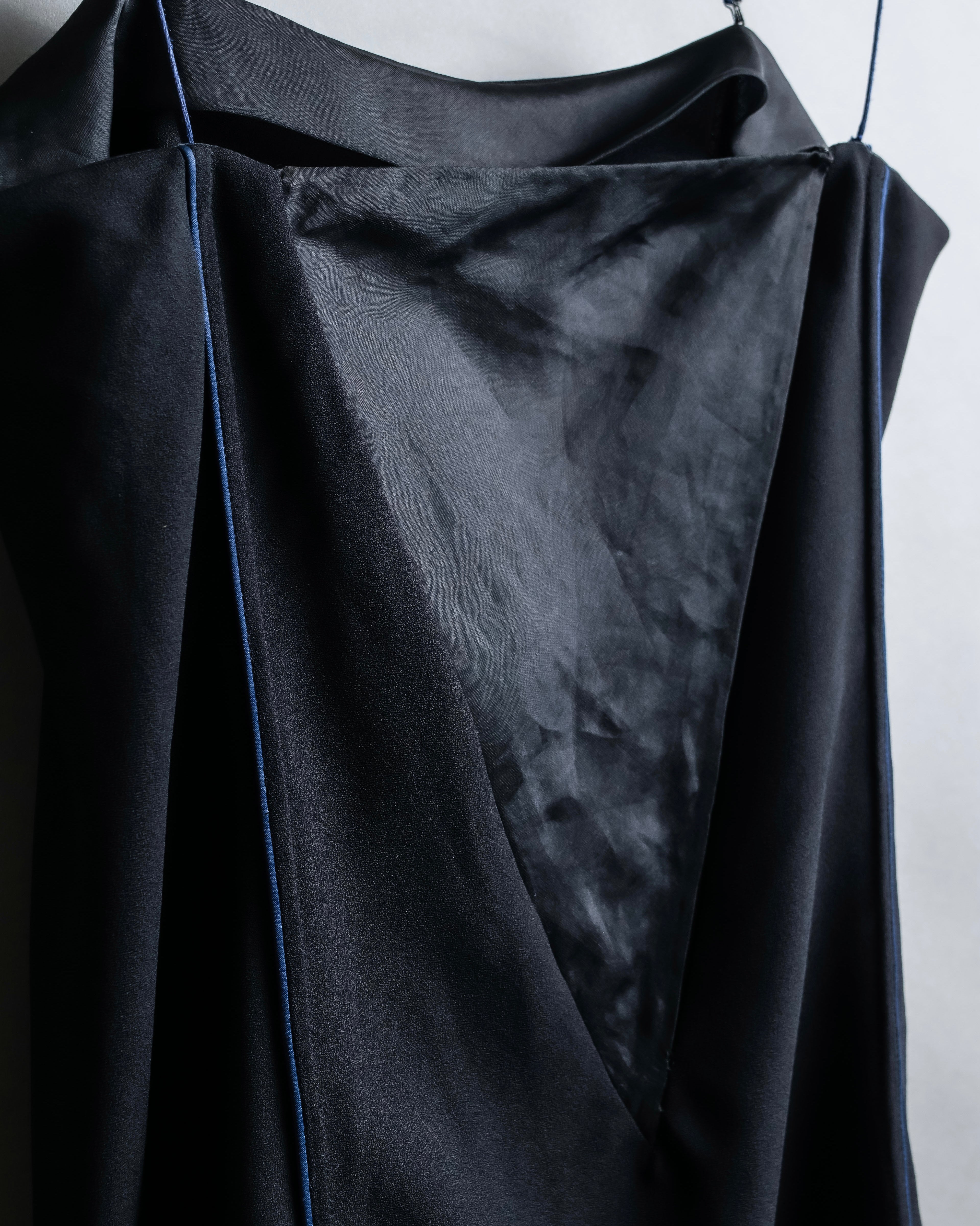 "BALENCIAGA" Piping material switching camisole