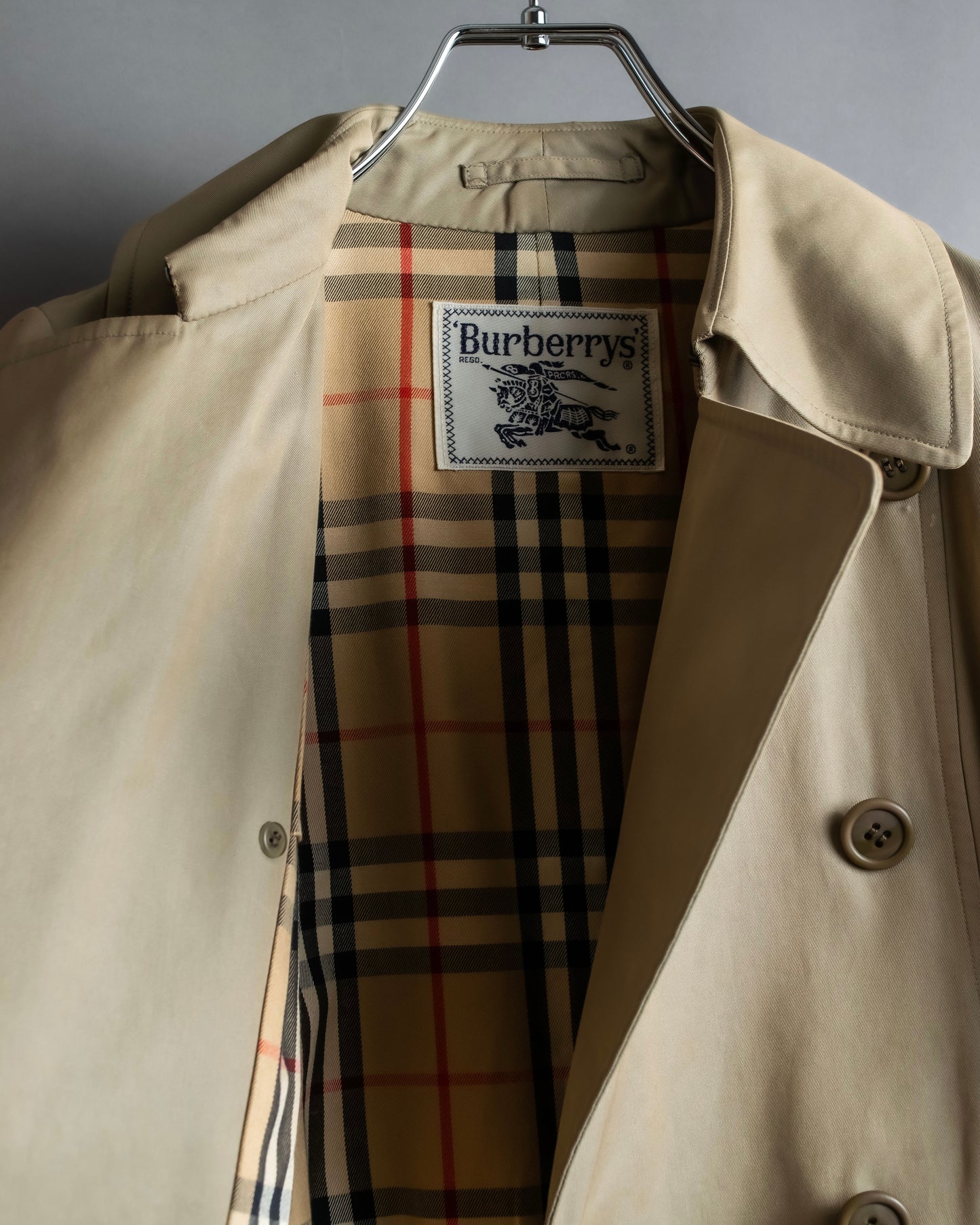 "BURBERRYS" Traditional belt design long length trench coat