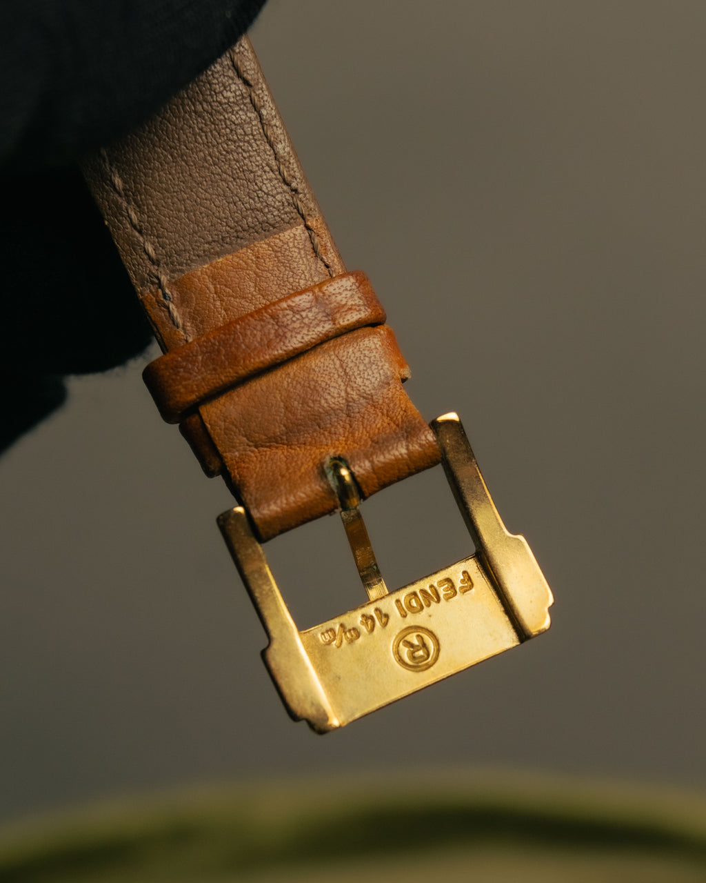 “FENDI” 80’s-90’s Rectangular quartz leather watch