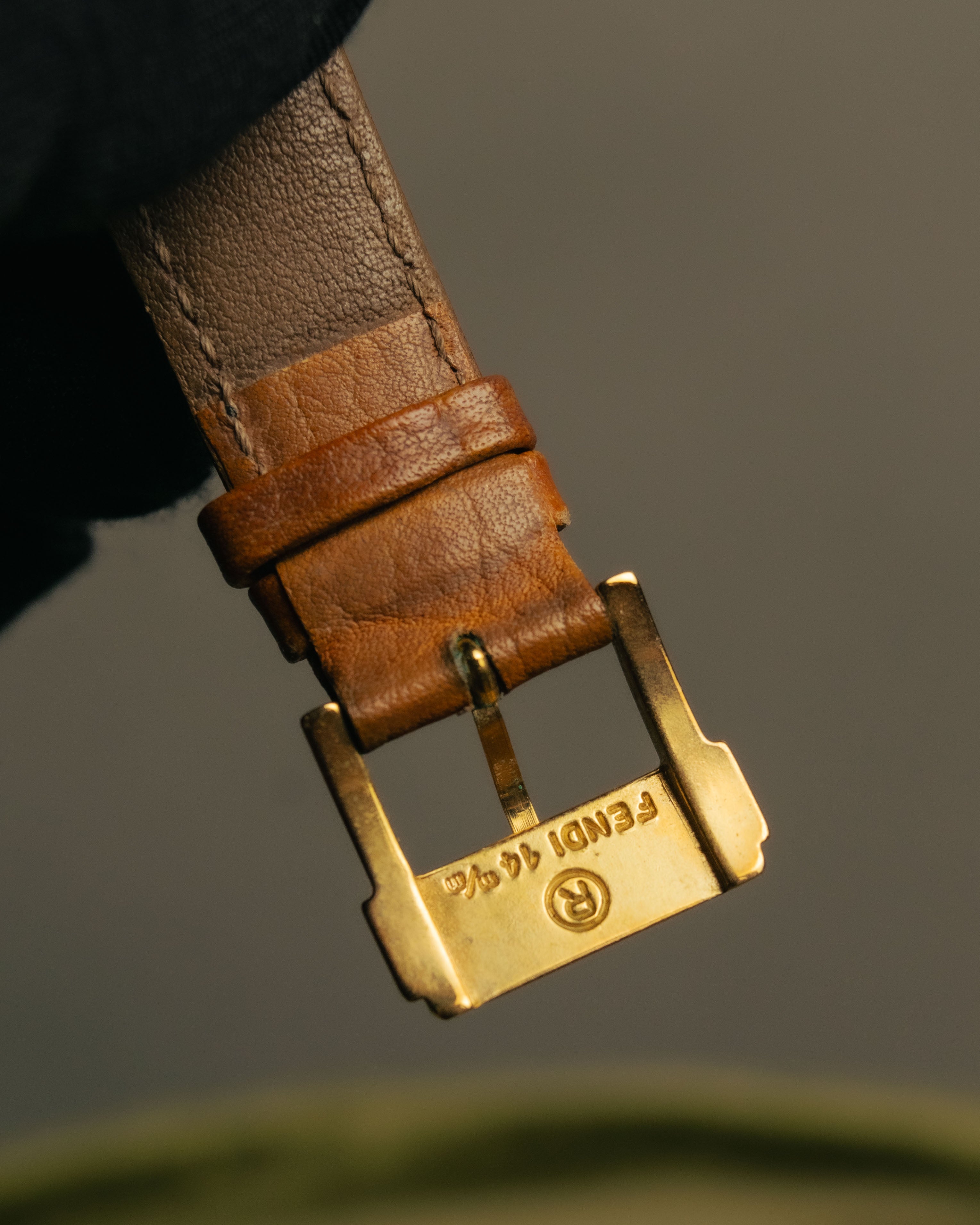 “FENDI” 80’s-90’s Rectangular quartz leather watch