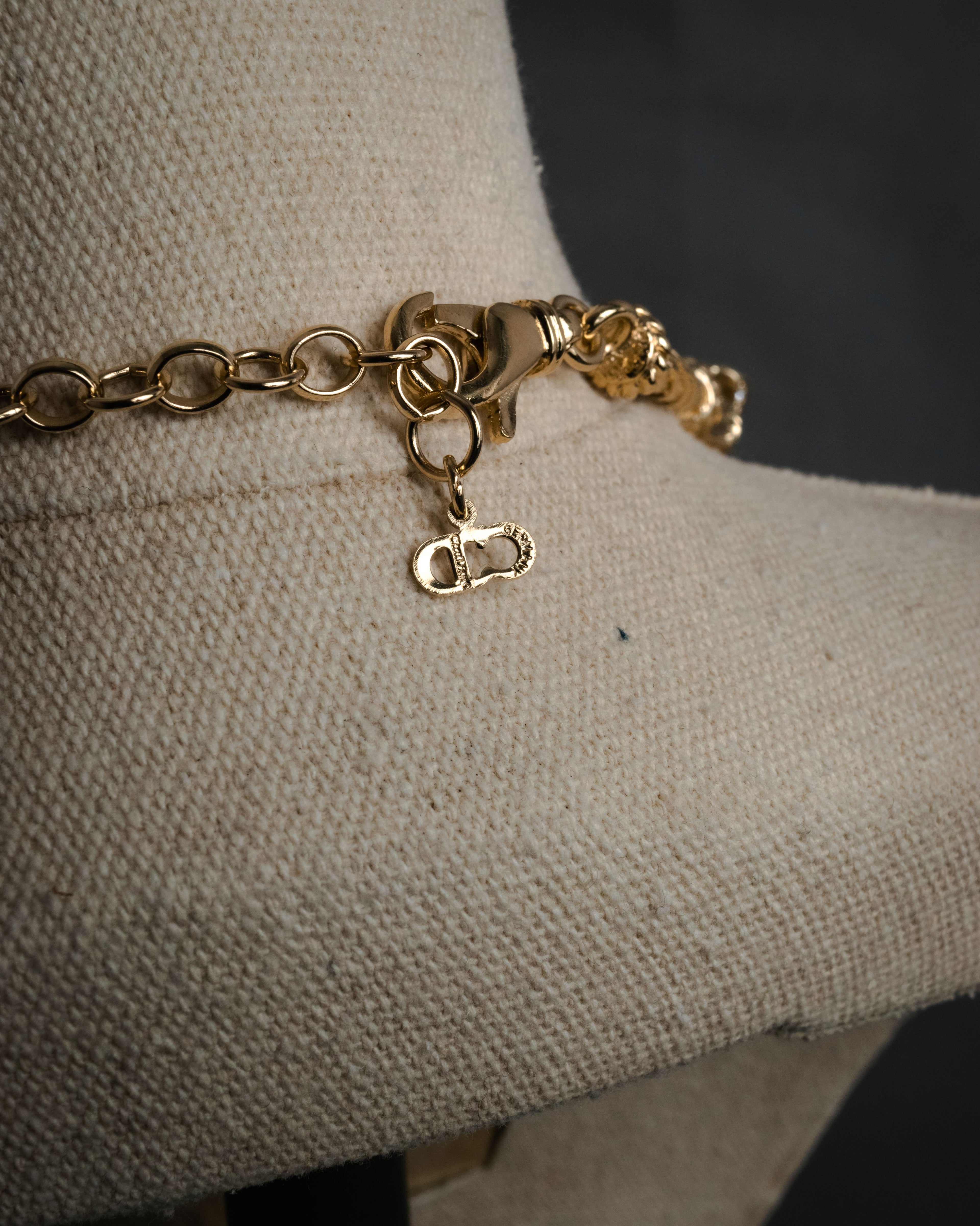 “Christian Dior” 90’s Crystal knot rope necklace