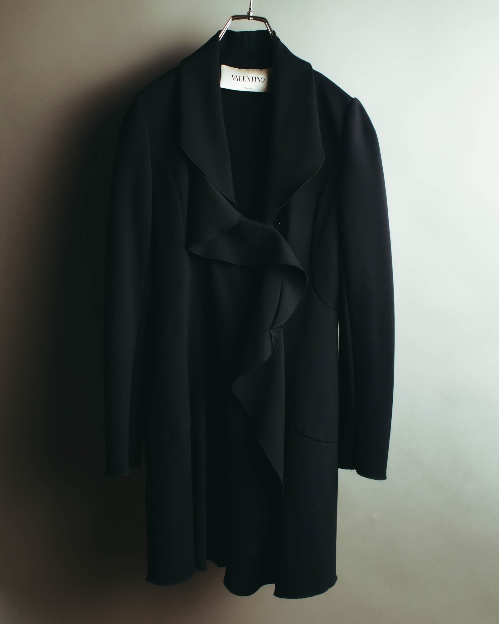 “VALENTINO” 2015-2018 Draped ruffle long coat